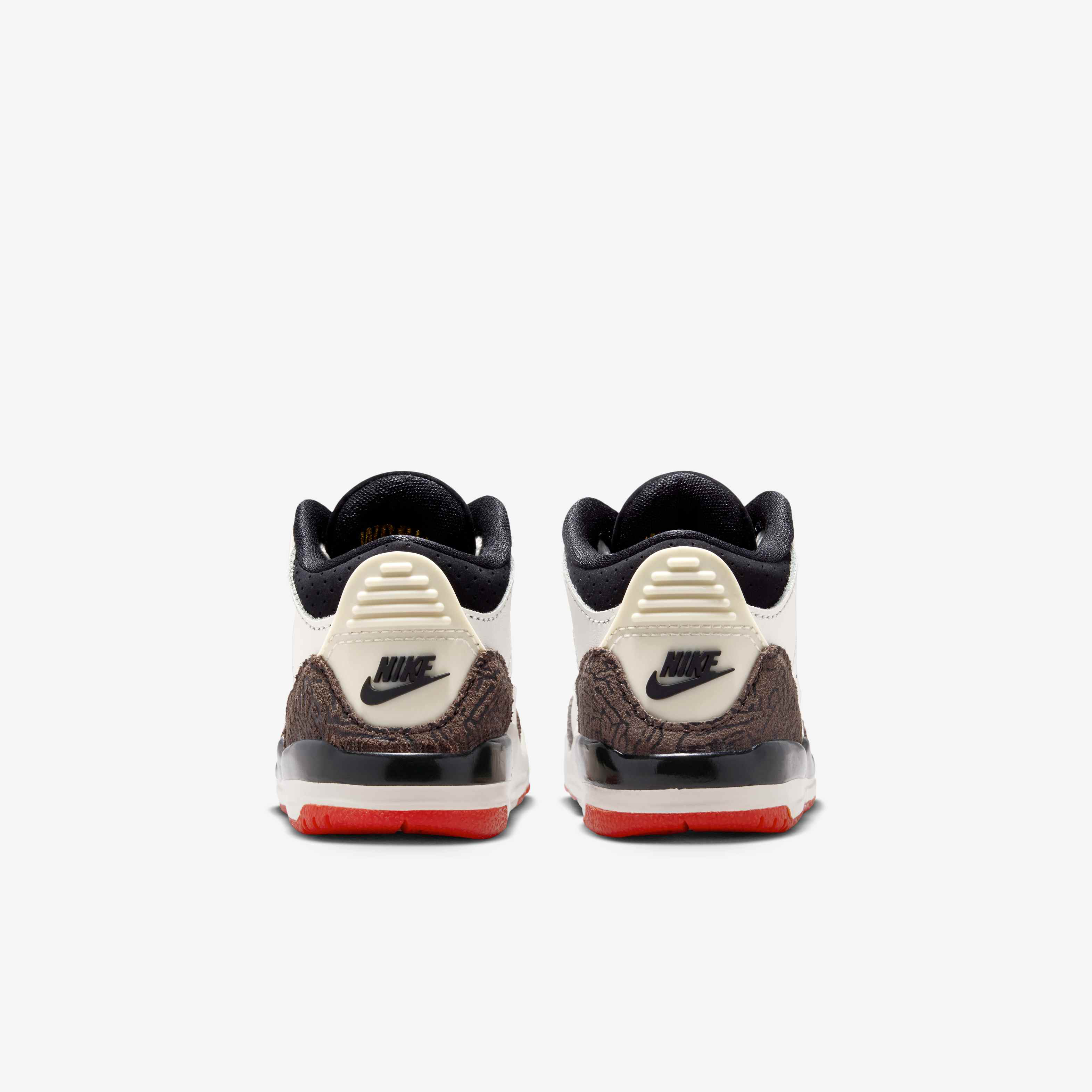 Jordan 3 Retro 'Medium Olive' image number 5