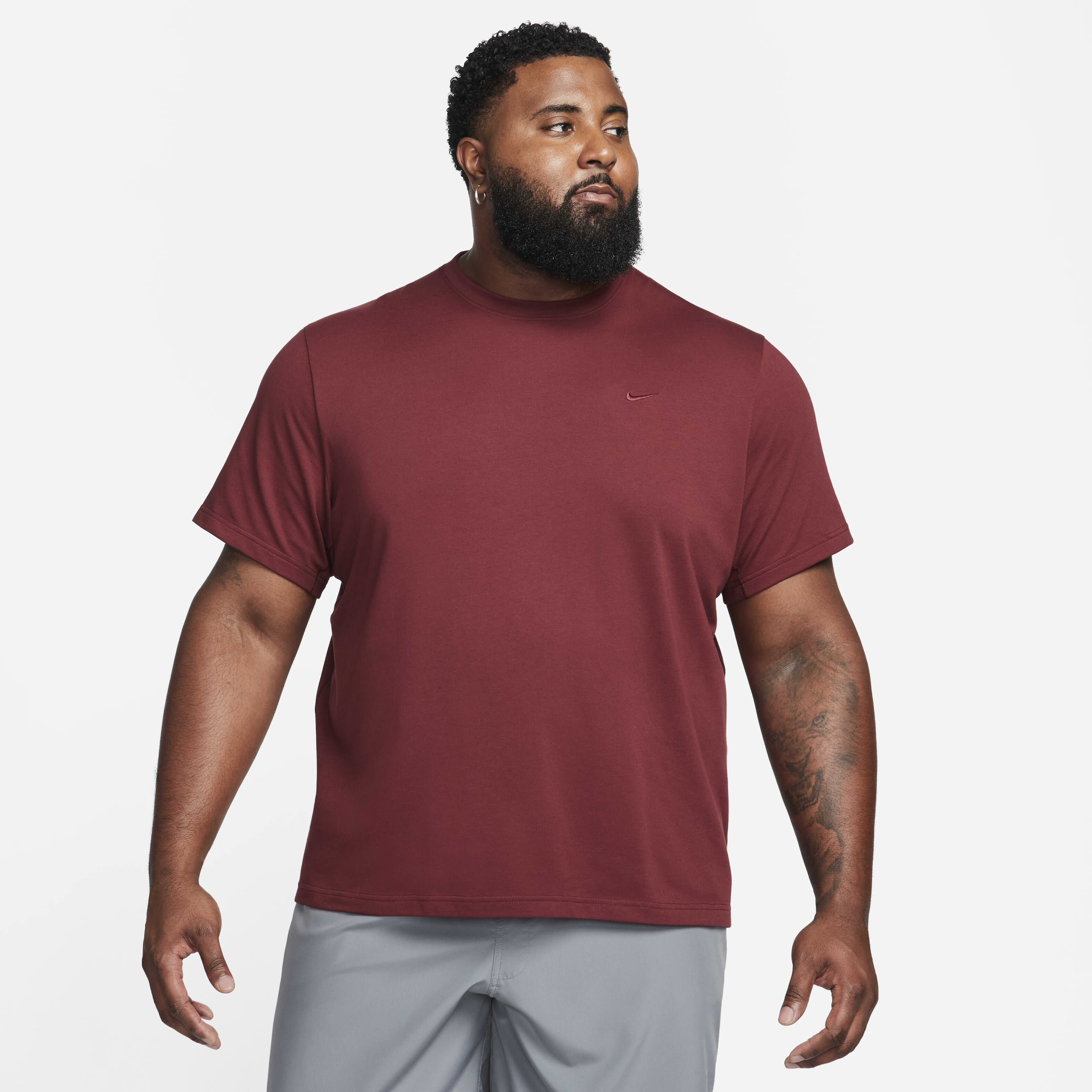 新品タグ付き　Nike DRI-FIT レッド サッカーシャツ M Buy Nike Primary Men's Dri-FIT Short-sleeve Versatile Top