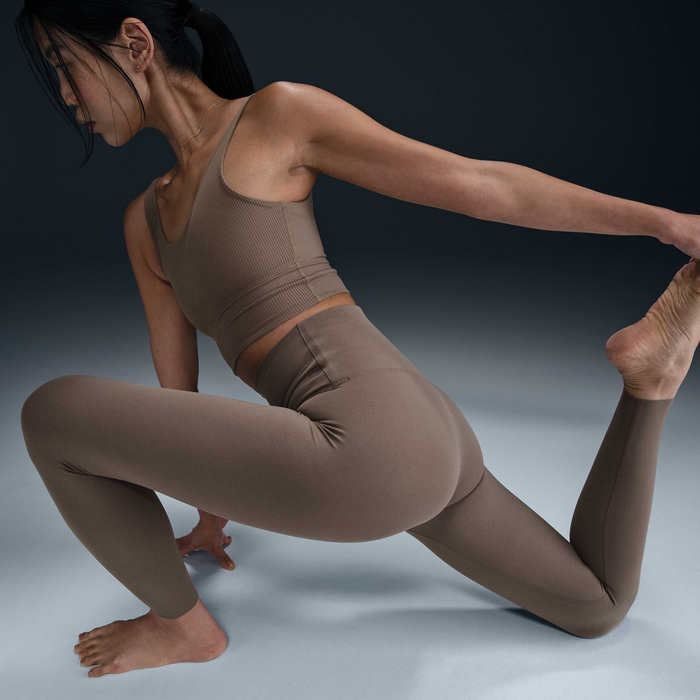 نايكي زينفي image number 4 نايكي زينفي image number 4