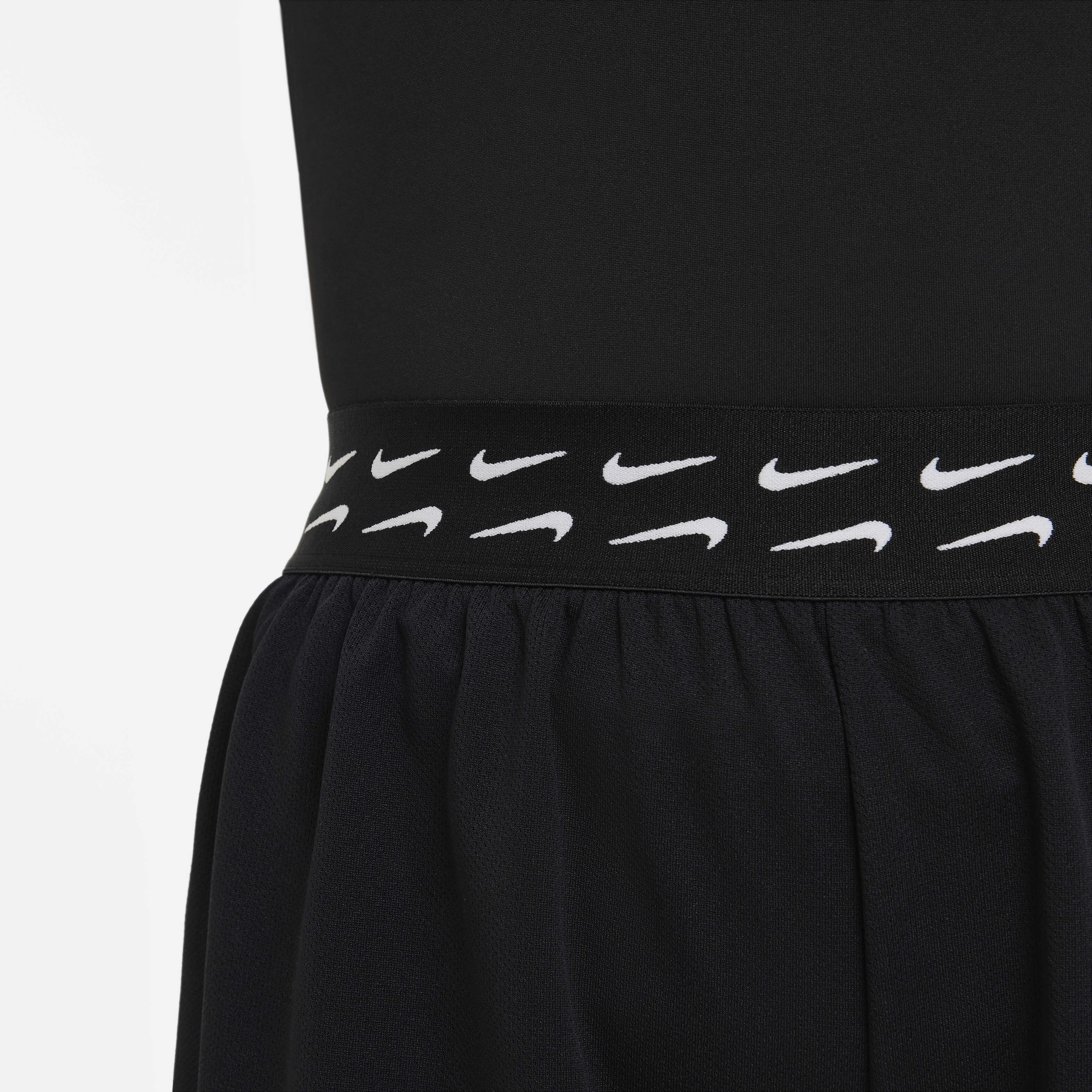 نايكي تروفي image number 4