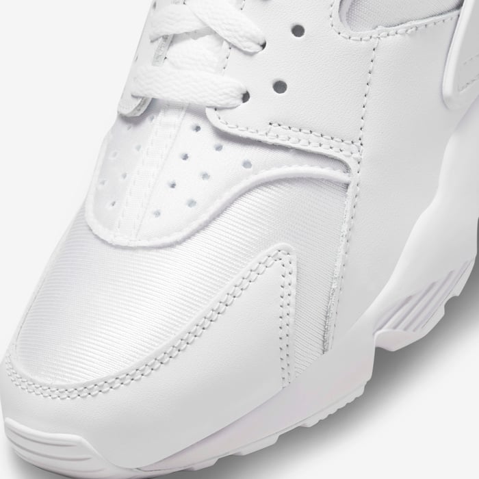 Nike Air Huarache image number 7 Nike Air Huarache image number 7