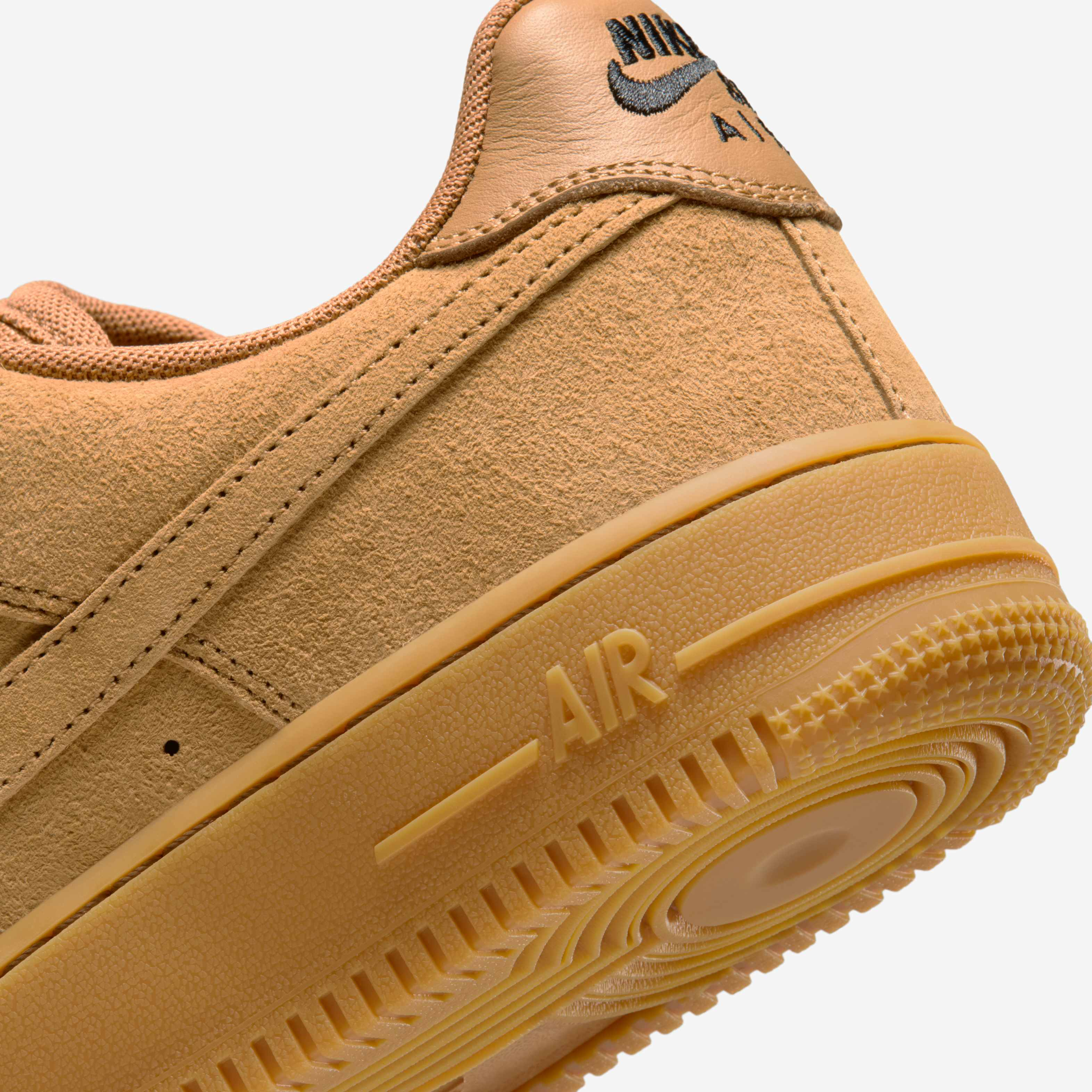 Nike SB Air Force 1 image number 7