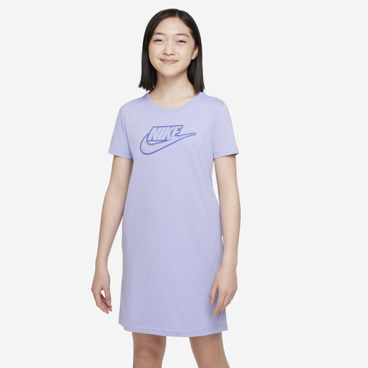 نايكي سبورتسوير