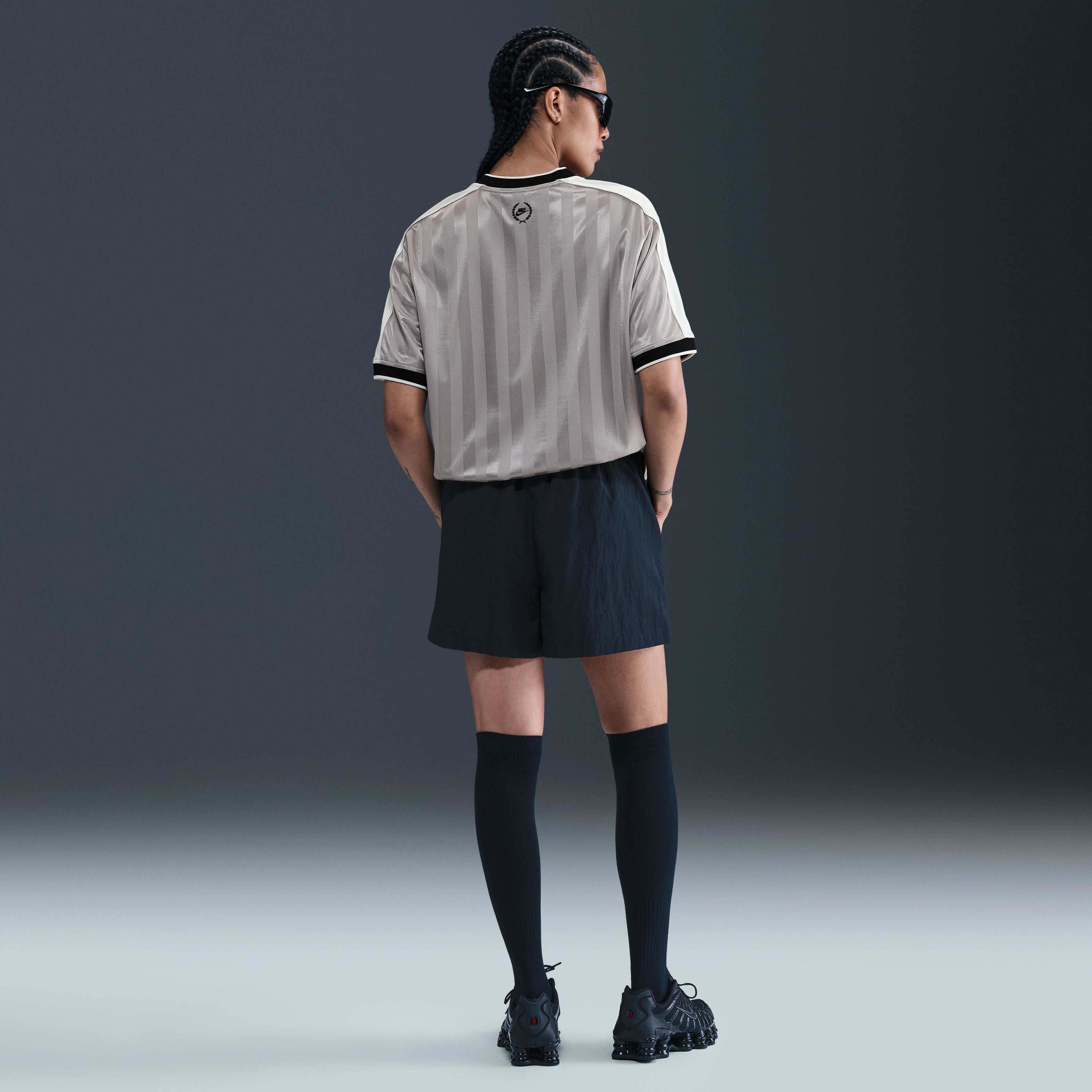 نايكي سبورتسوير image number 4