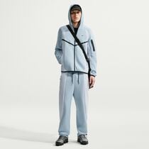 Nike Tech