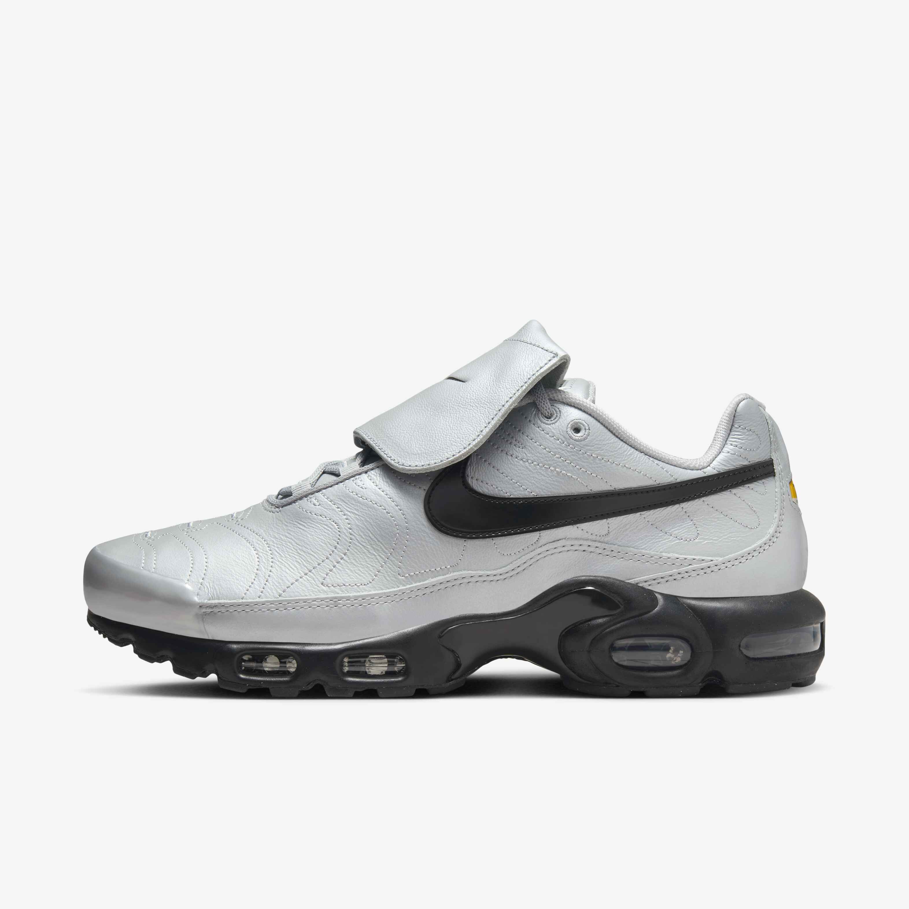 Buy Nike Air Max Plus Men s Shoes Nike UAE Official