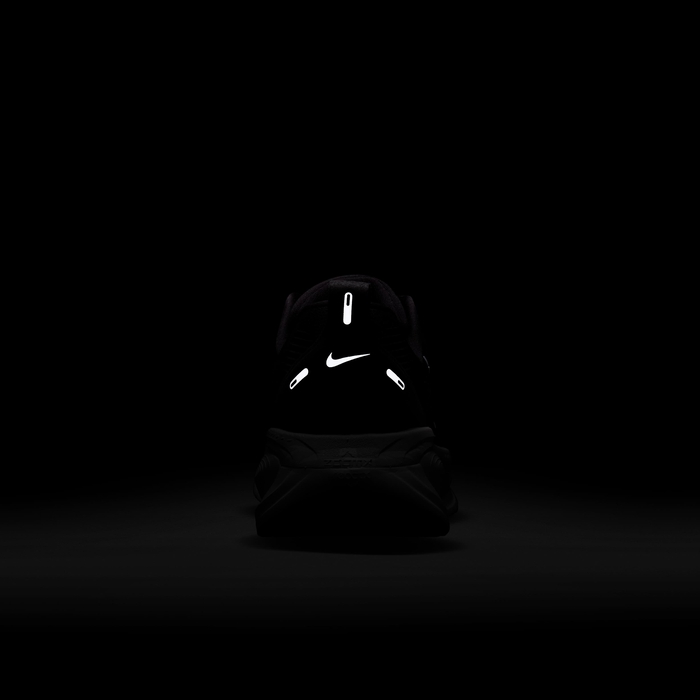 نايكي فوميرو 18 image number 8 نايكي فوميرو 18 image number 8