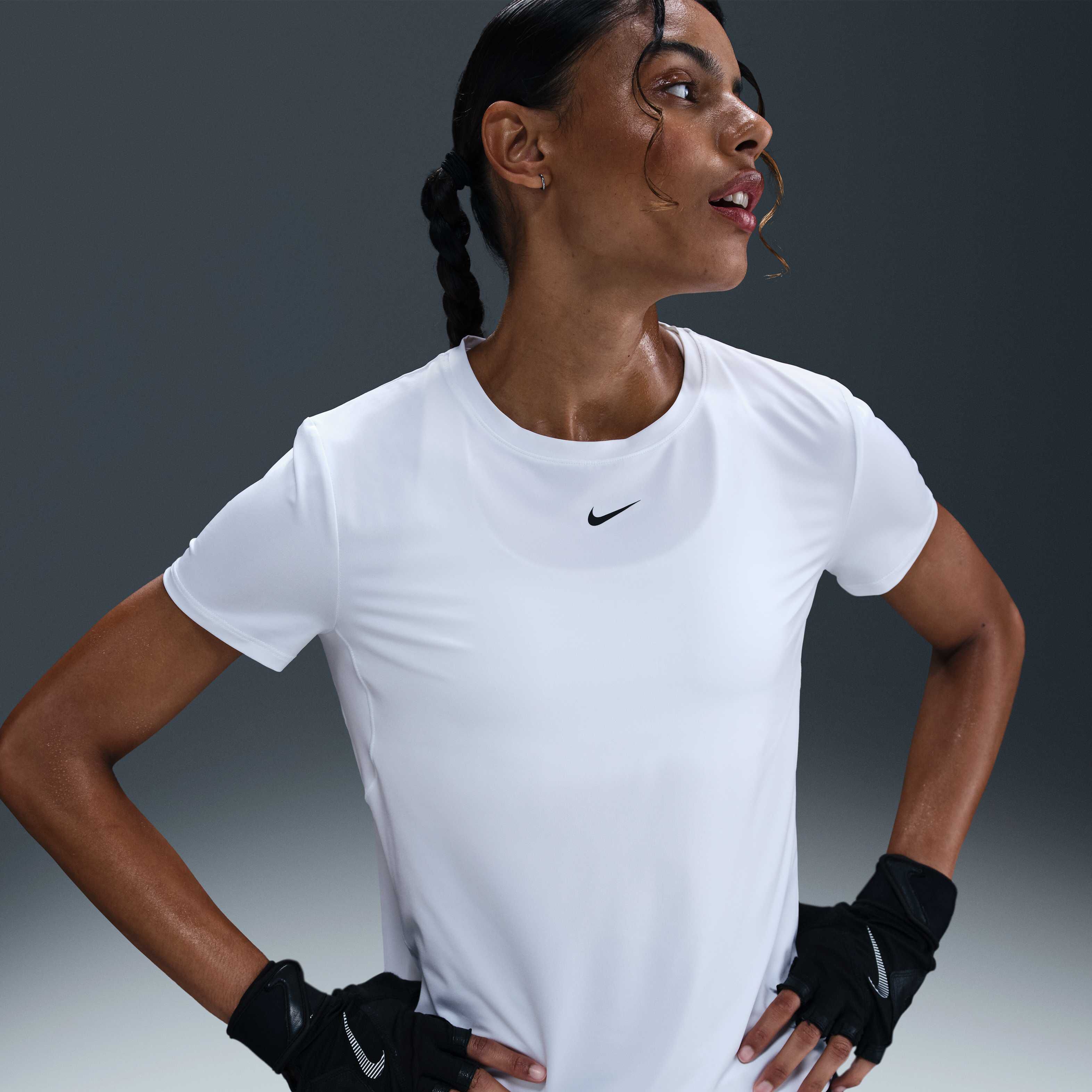 (取寄) ナイキ レディース ワン クラシック ツイスト ドライ-フィット ショート スリーブ トップ Nike women One Classic Twist Dri-FIT Short Sleeve Top 取寄) ナイキ レディース ワン クラシック ツイスト ドライ