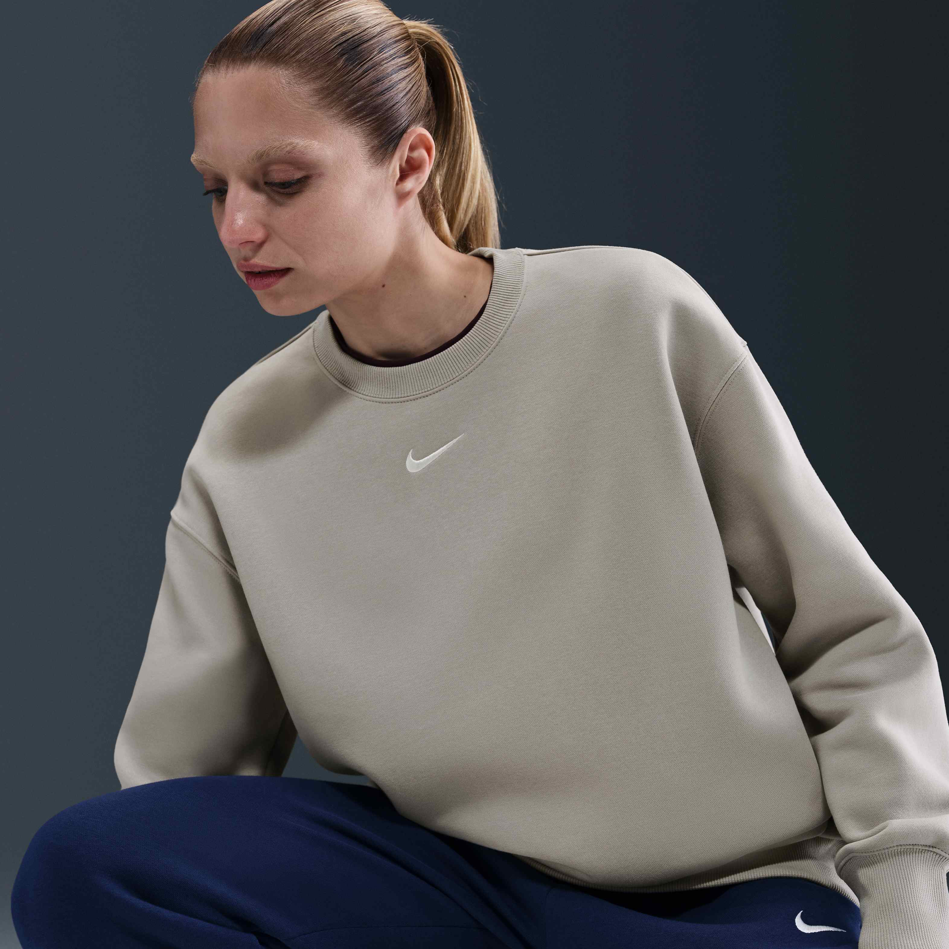 Nike Sportswear Phoenix Fleece image number 2