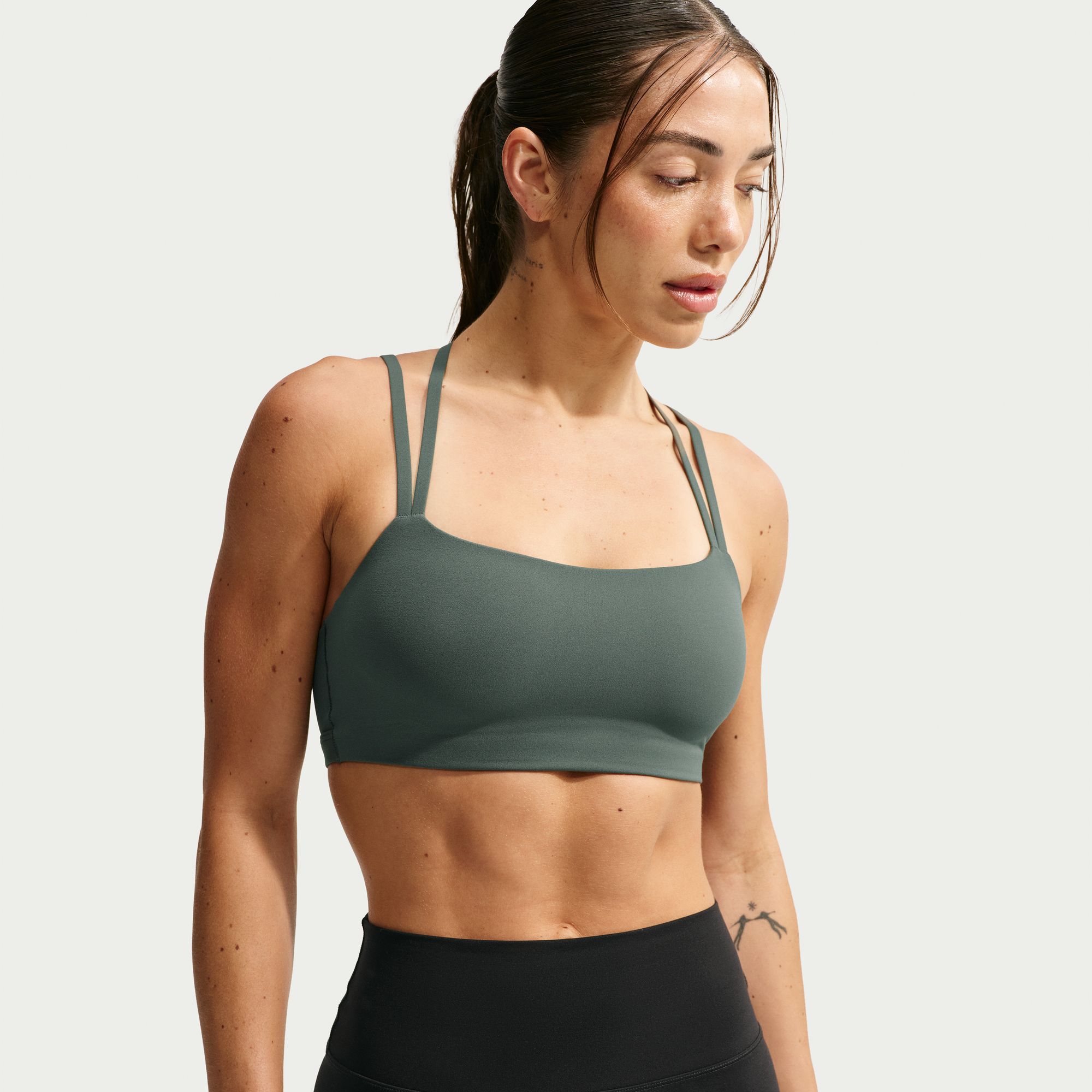 Nike Zenvy Strappy image number 3