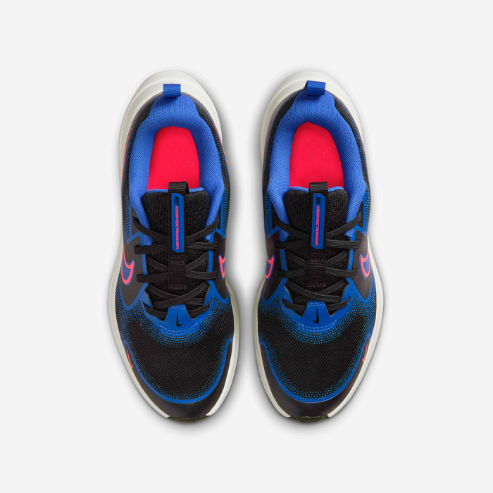 Nike Cosmic Runner image number 3 Nike Cosmic Runner image number 3