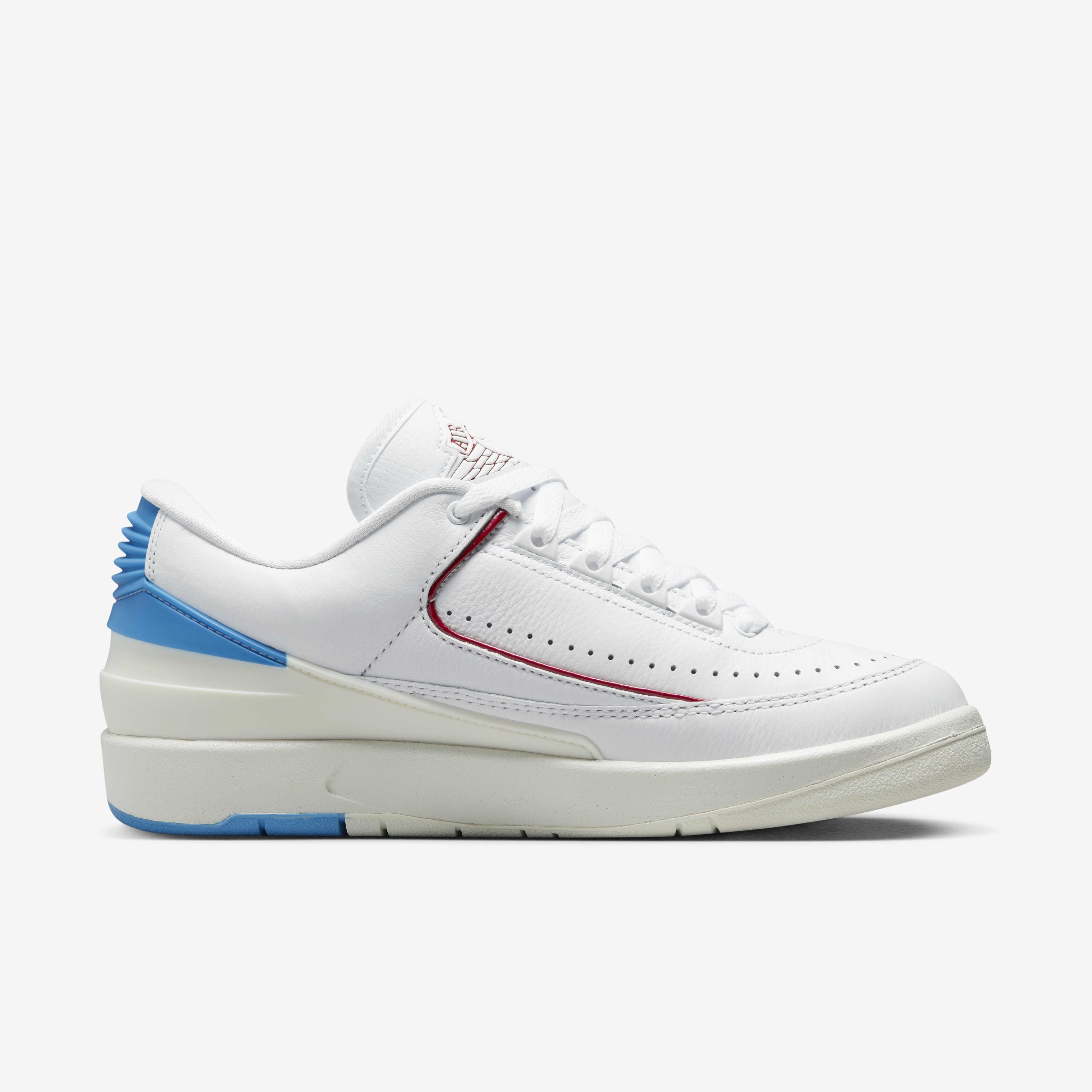 Air Jordan 2 Retro Low image number 2