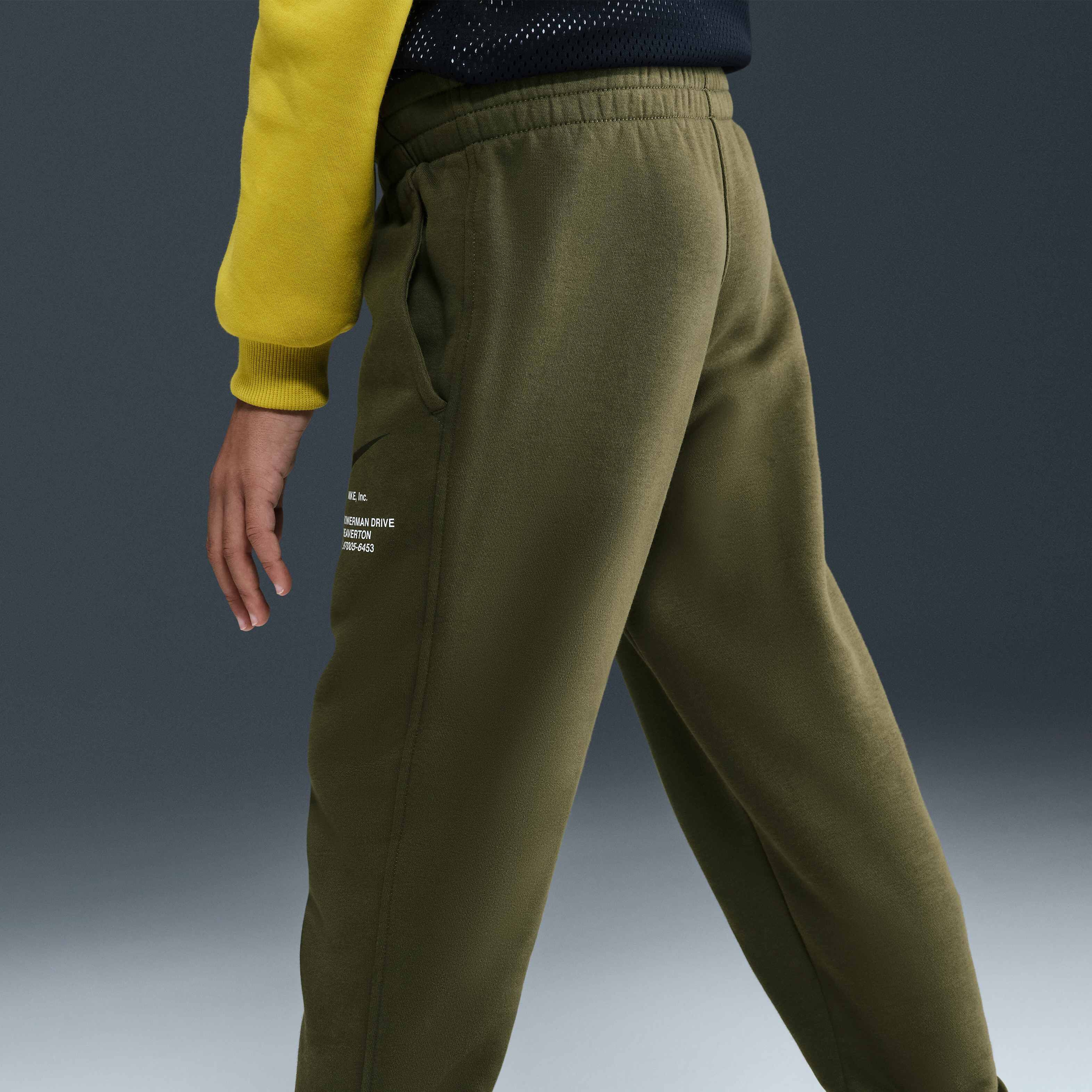 نايكي سبورتسوير image number 2