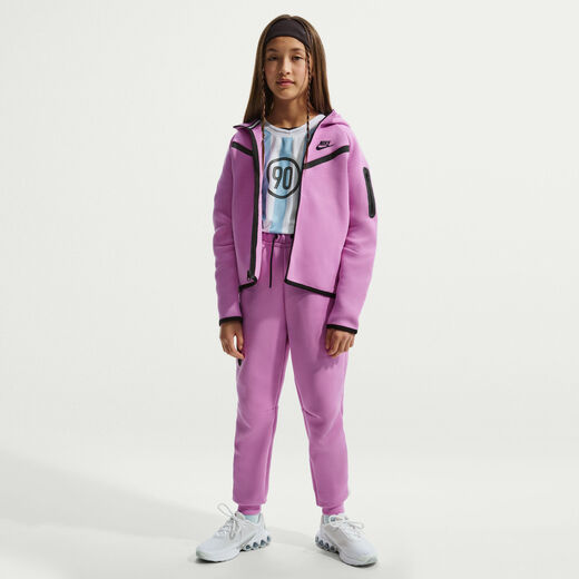 نايكي سبورتسوير تك فليس