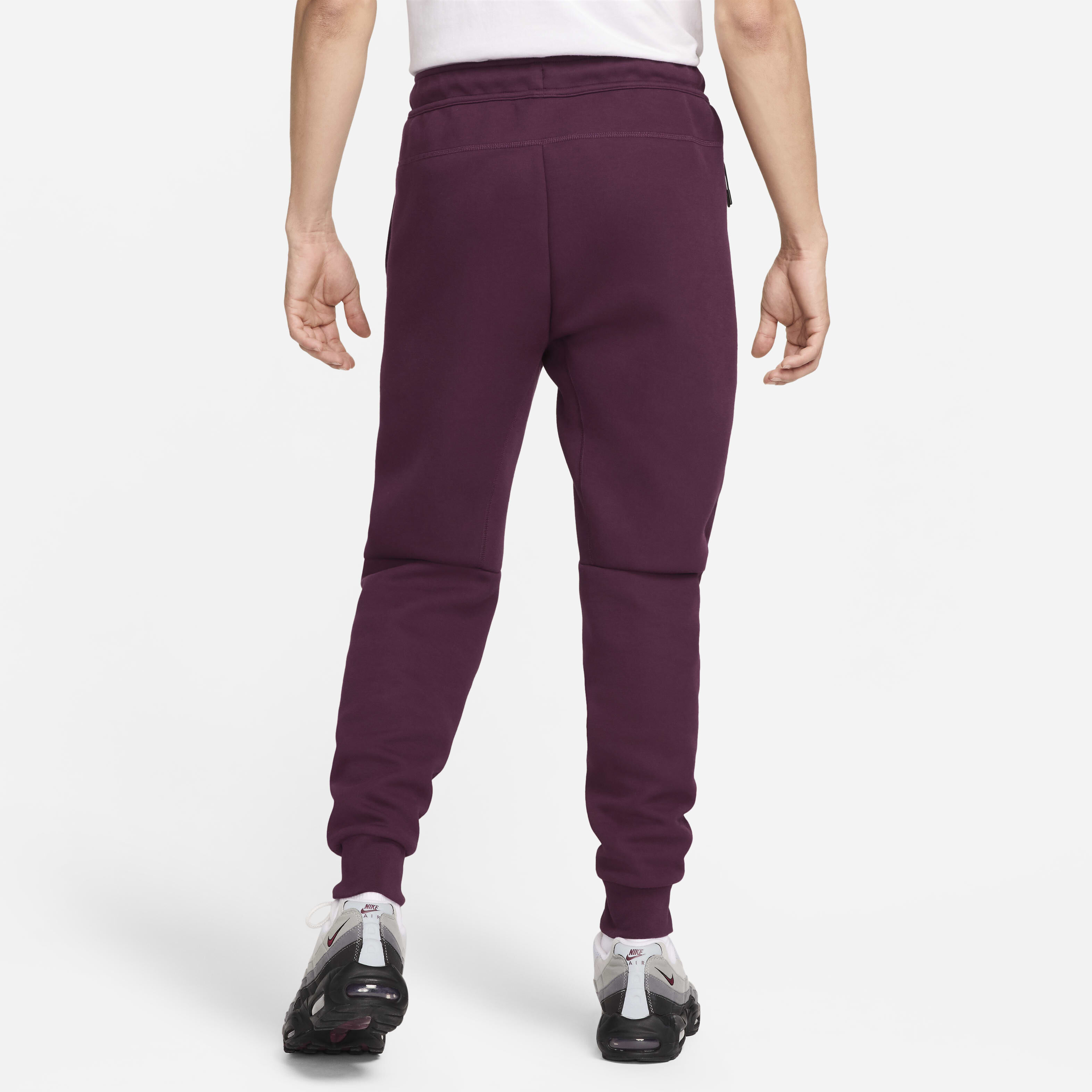 Nike burgundy sweatpants 2025