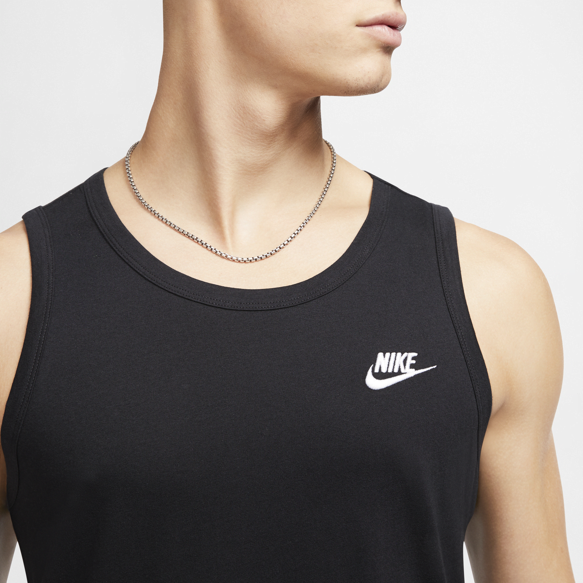 Nike Sportswear Club