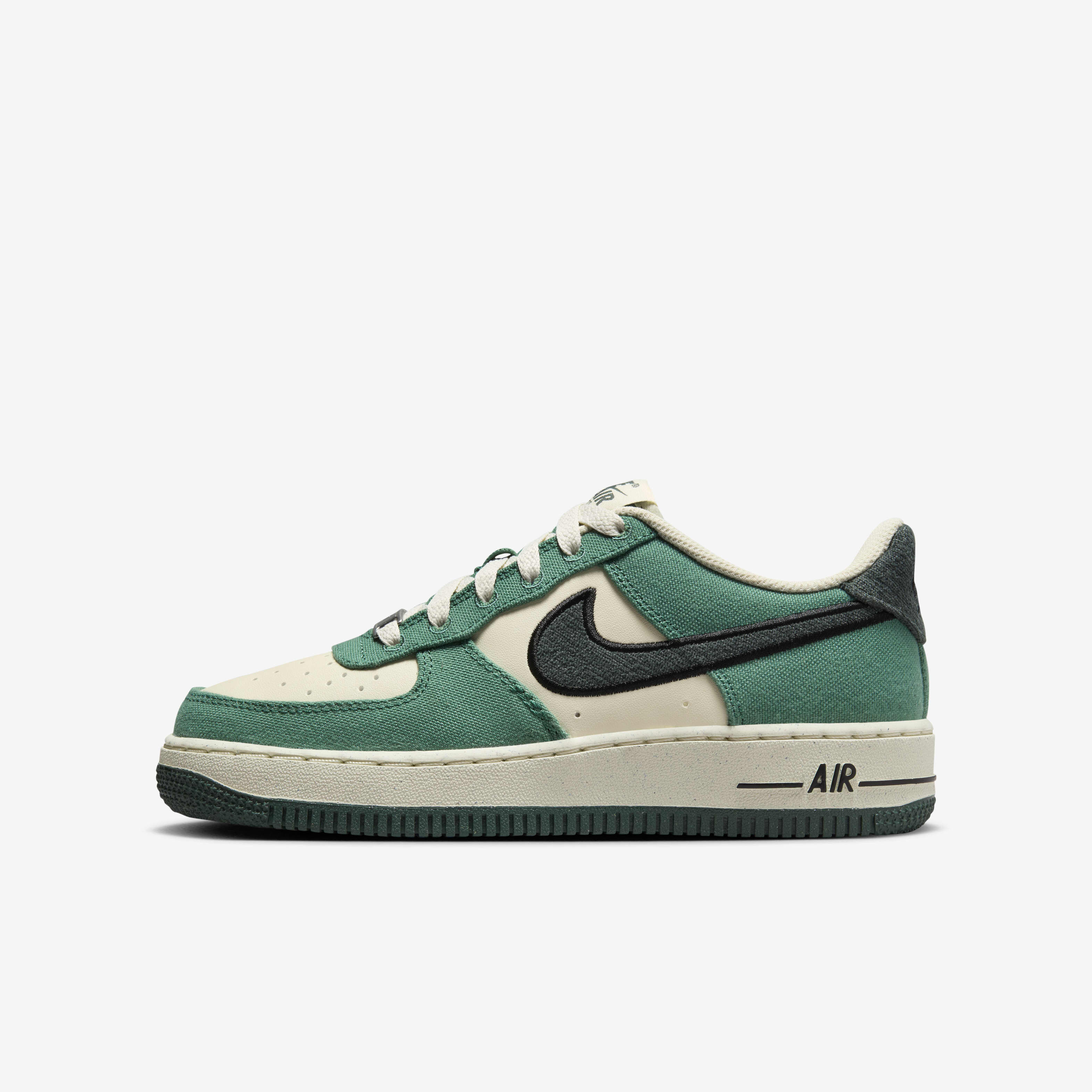 Navy green nikes discount