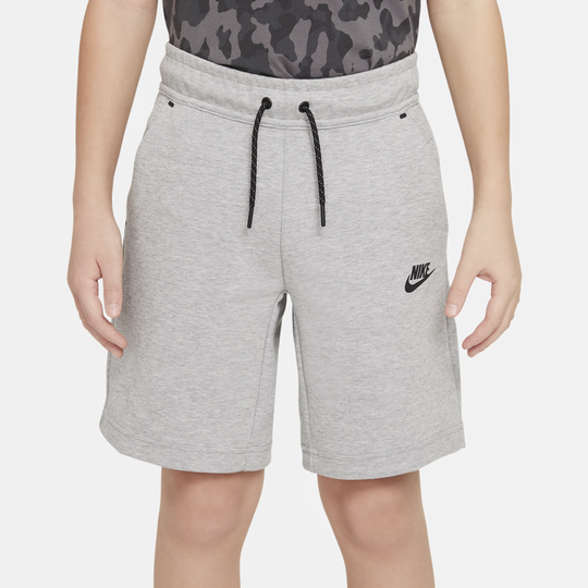 Boys nike top tech shorts
