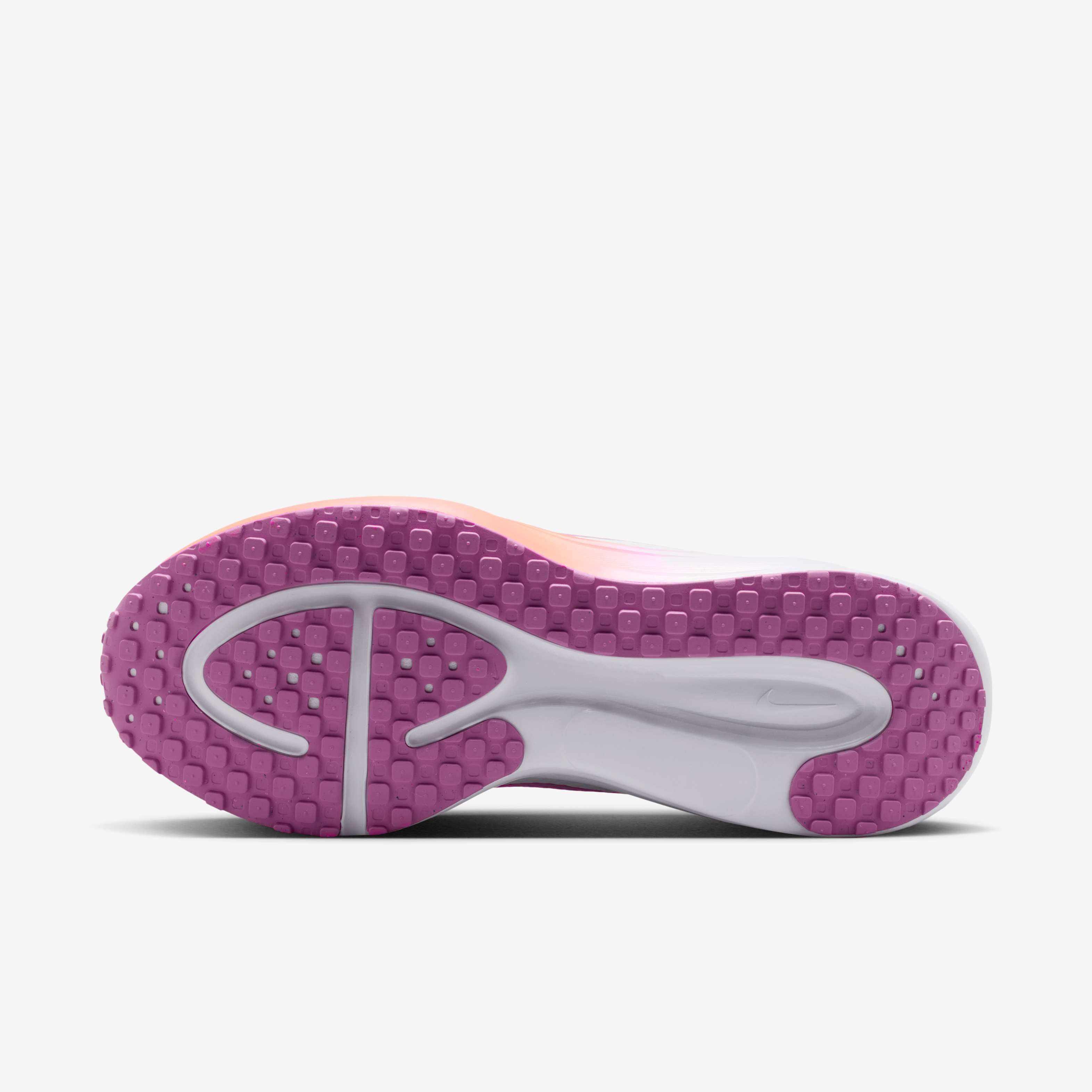 Nike Revolution 8 image number 1