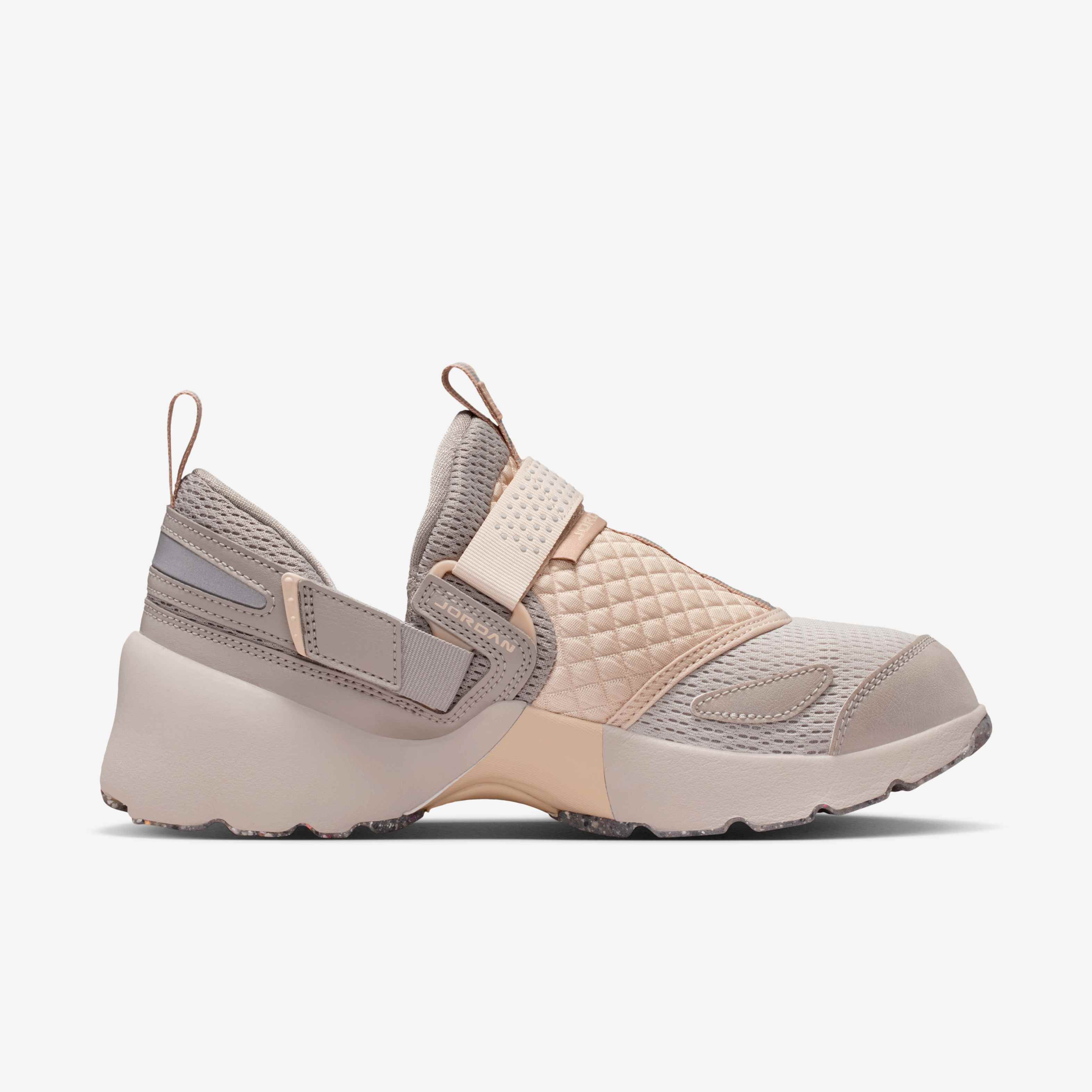 Jordan Trunner LX image number 2