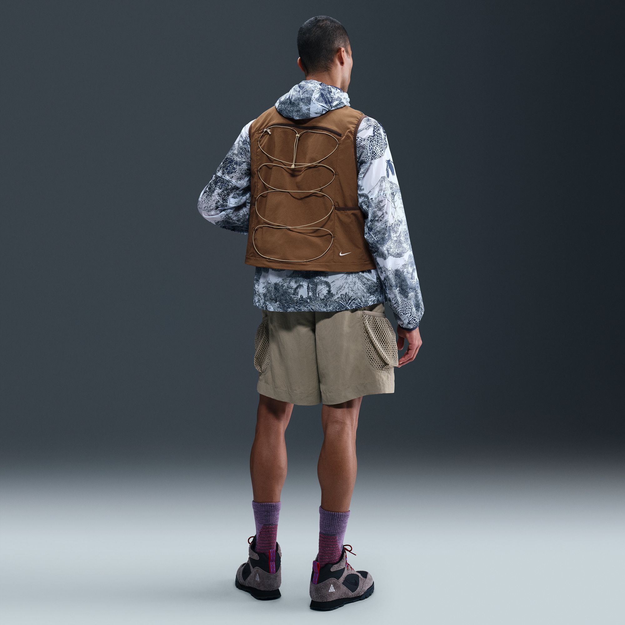 Nike ACG "Death Bloom" image number 2