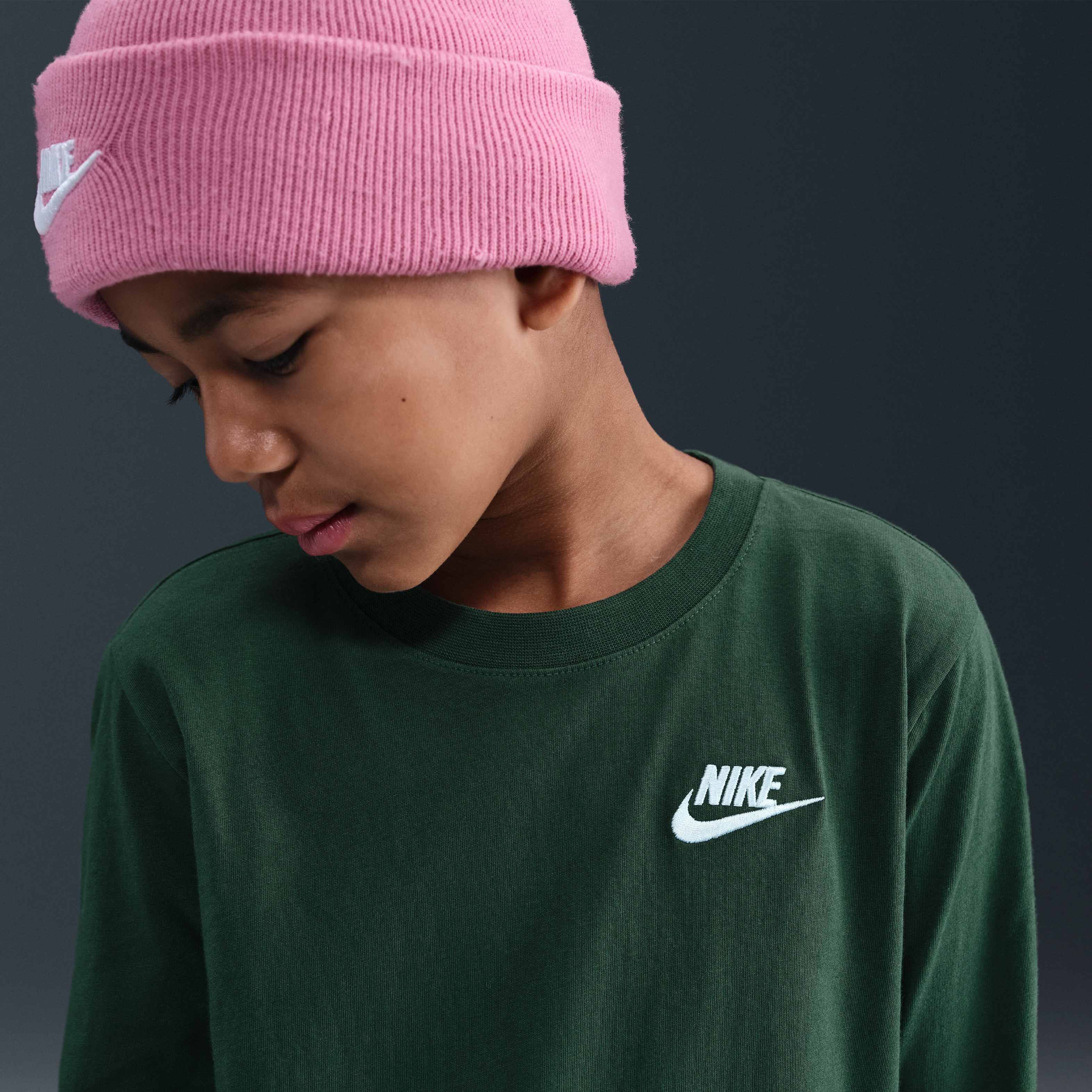 نايكي سبورتسوير image number 2