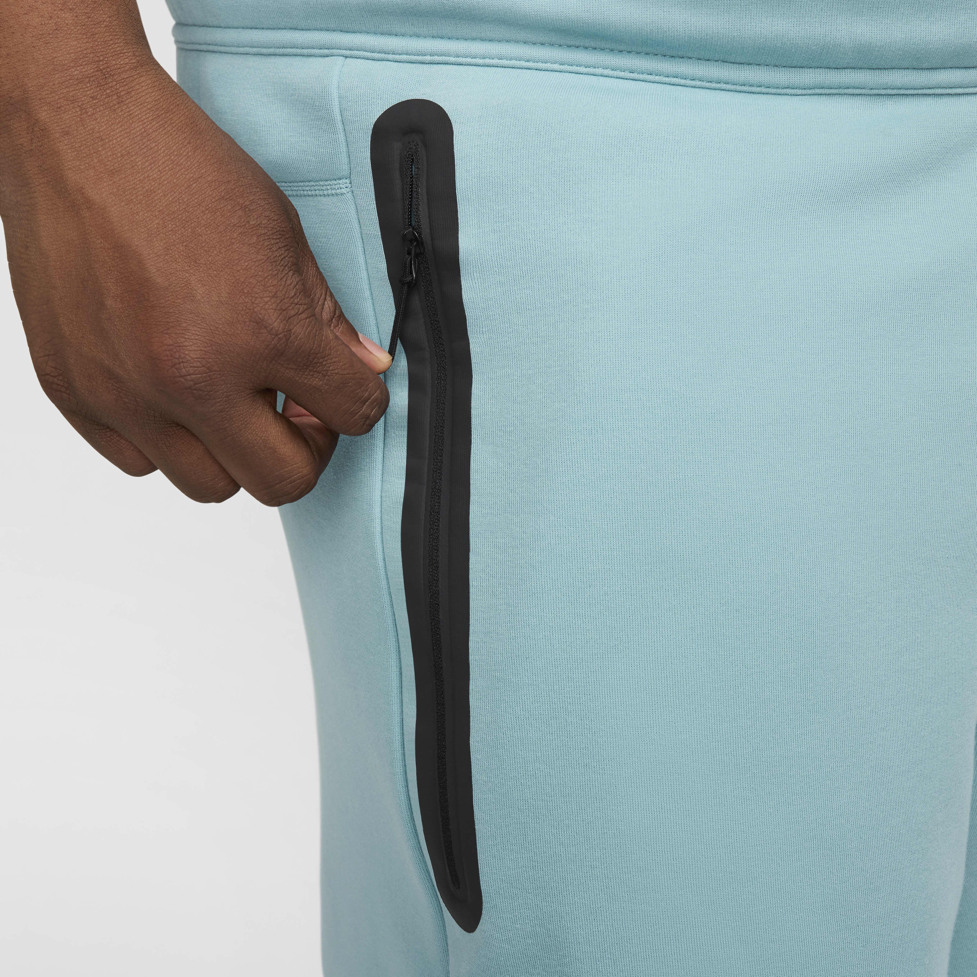 نايكي سبورتسوير تك فليس image number 14