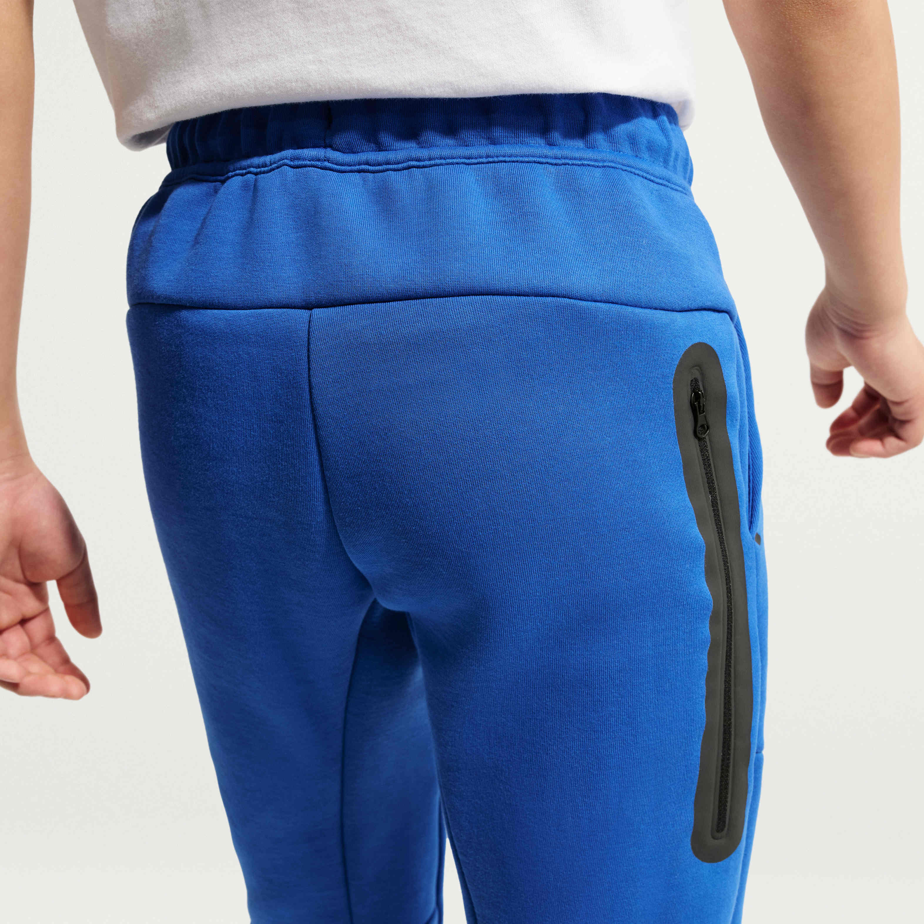 FFF Tech Fleece image number 2