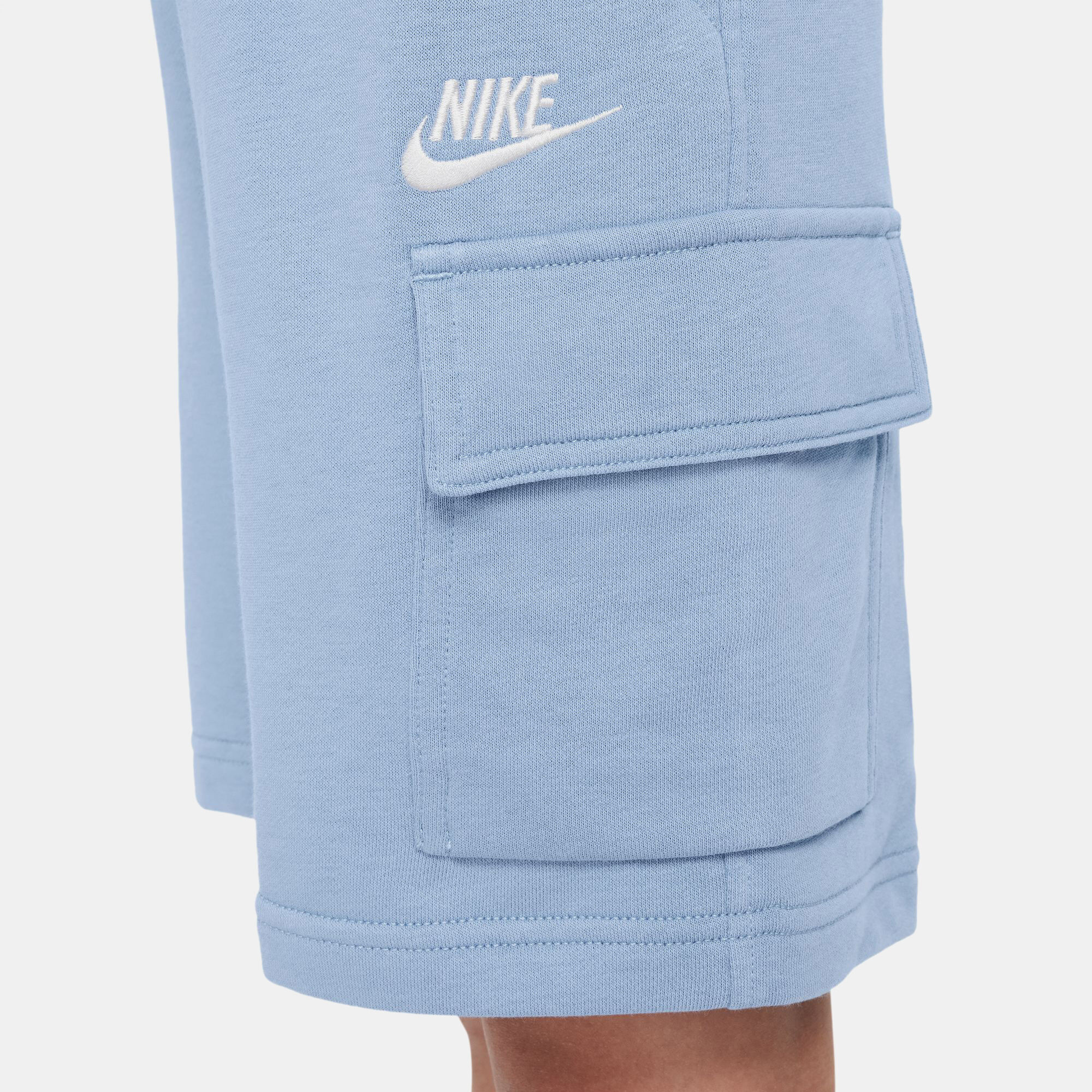 Nike Sportswear Club image number 3