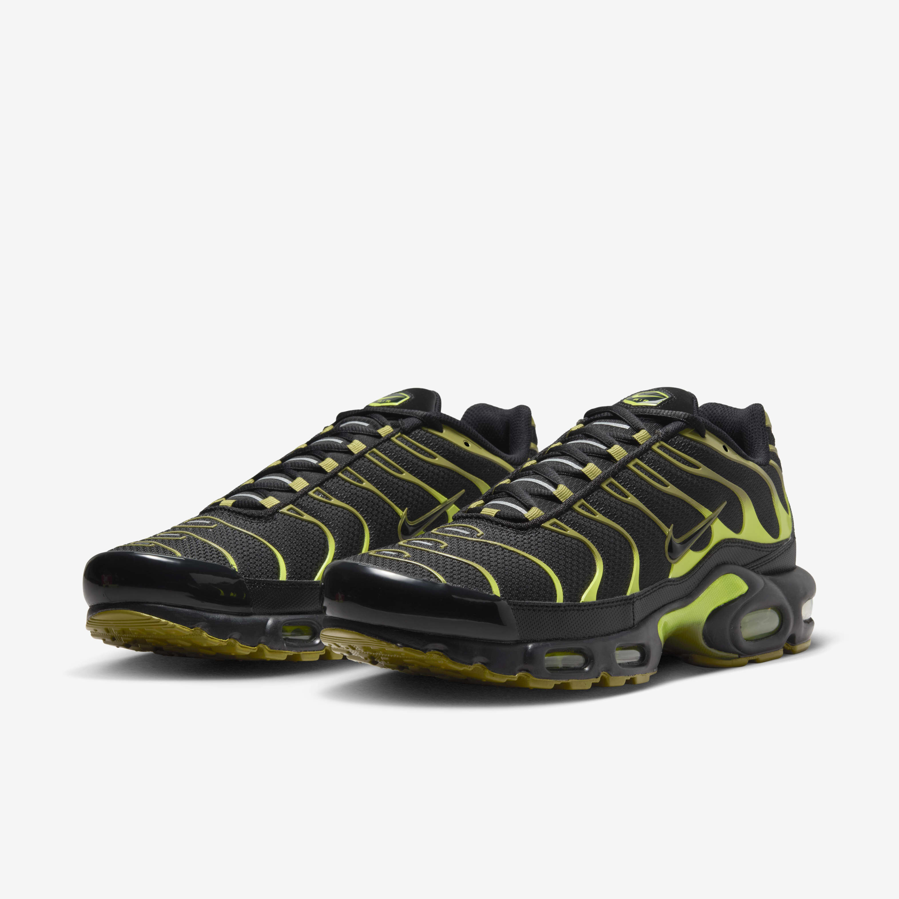 Nike Air Max Plus image number 4