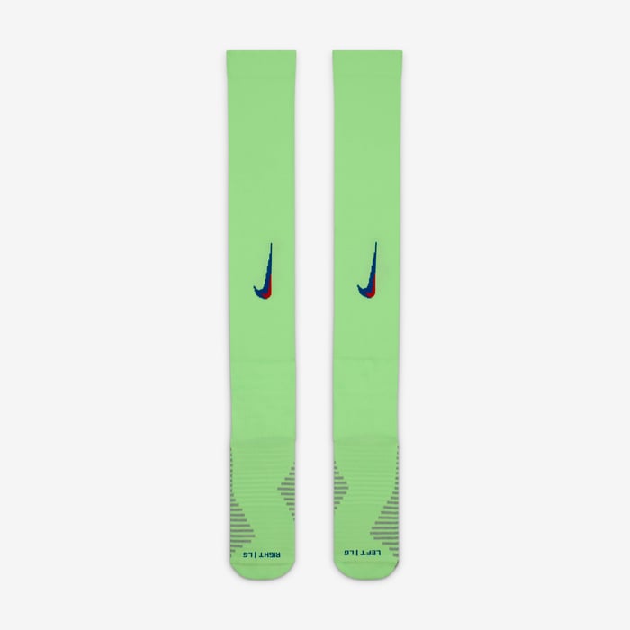 برشلونة 2024/25 سترايك البديل image number 1 برشلونة 2024/25 سترايك البديل image number 1