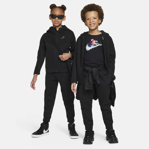 Explore Our Trendy Tracksuits For Kids On Sale Nike UAE