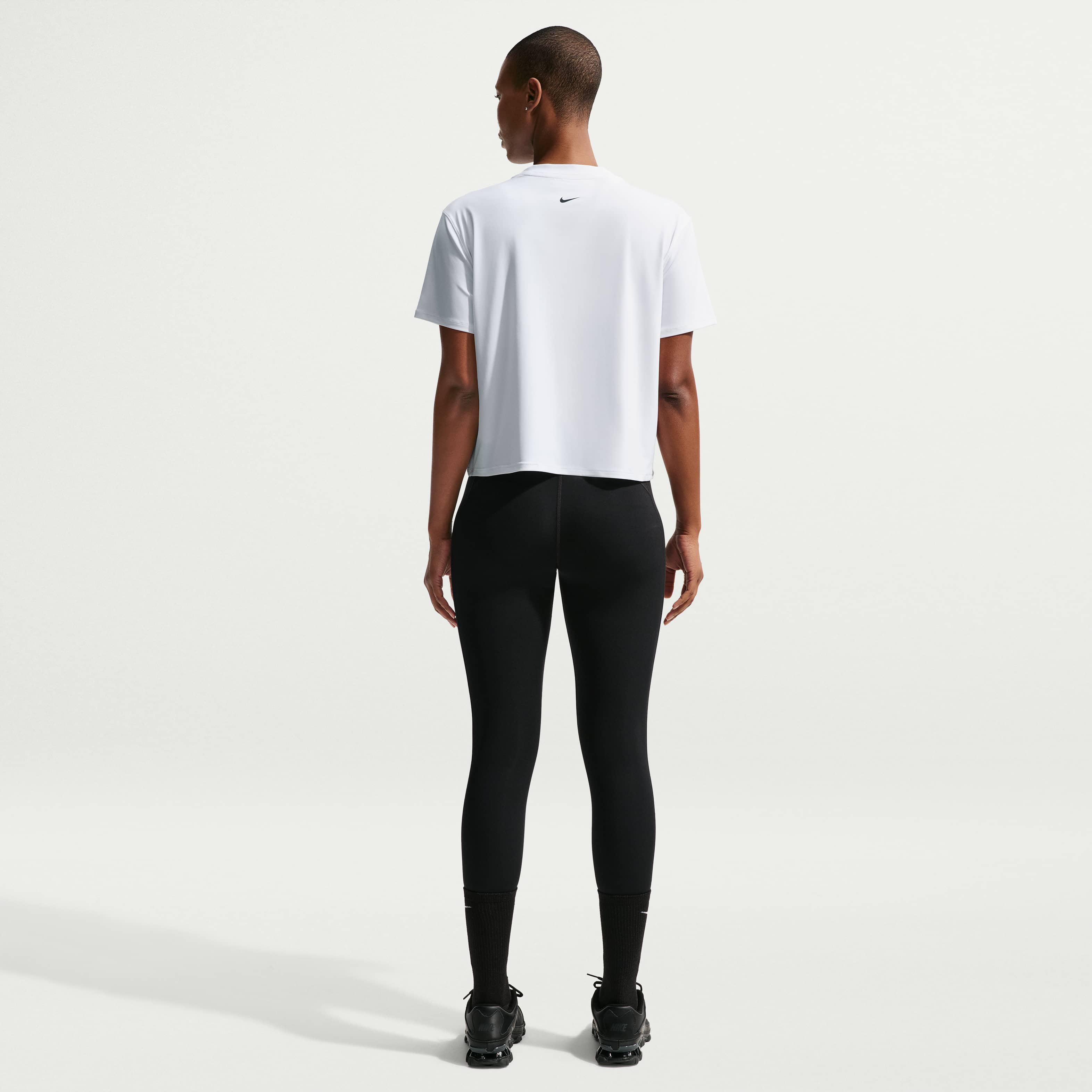 نايكي برو image number 4