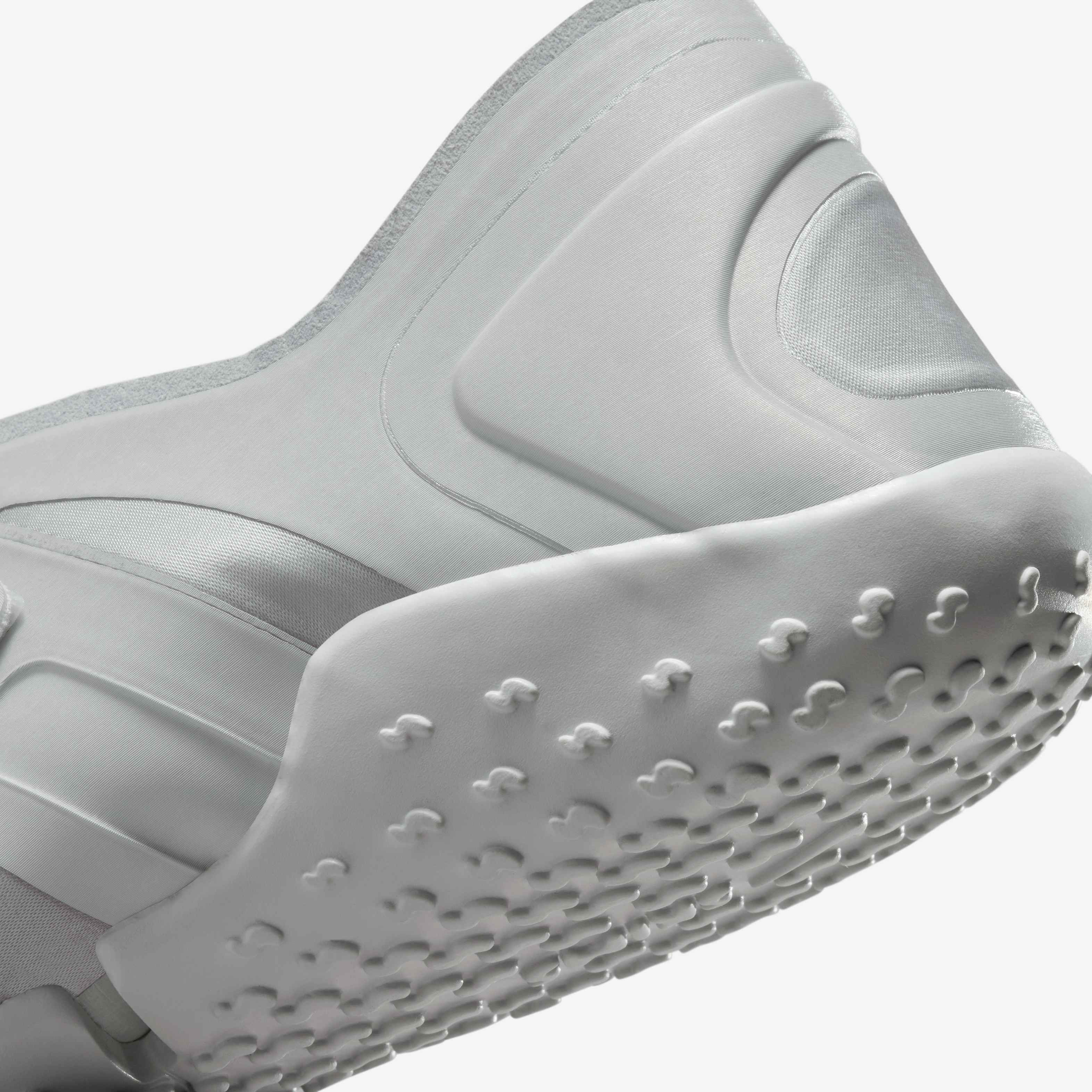 NikeSKIMS ريفت ساتين image number 7
