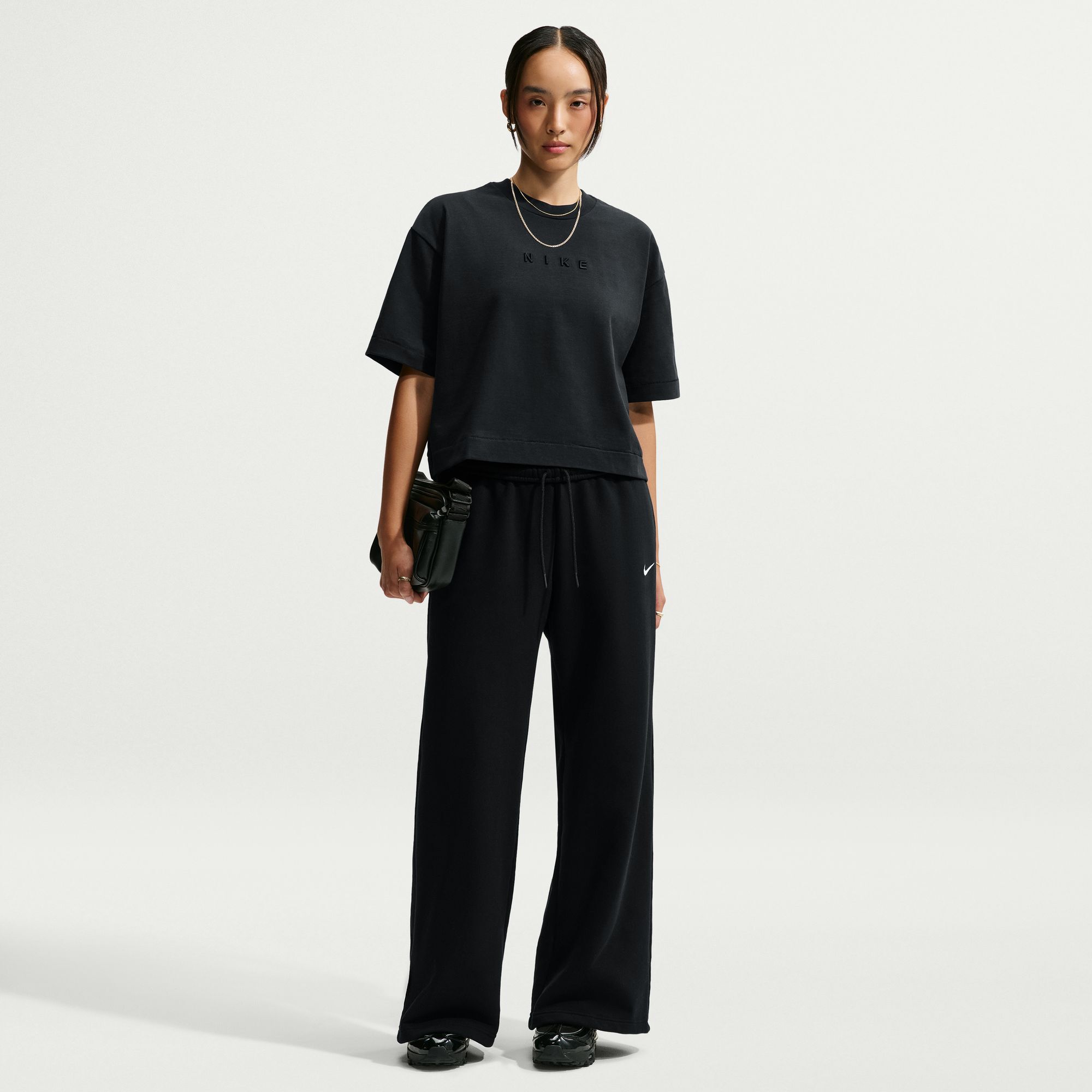 Nike Sportswear image number 0