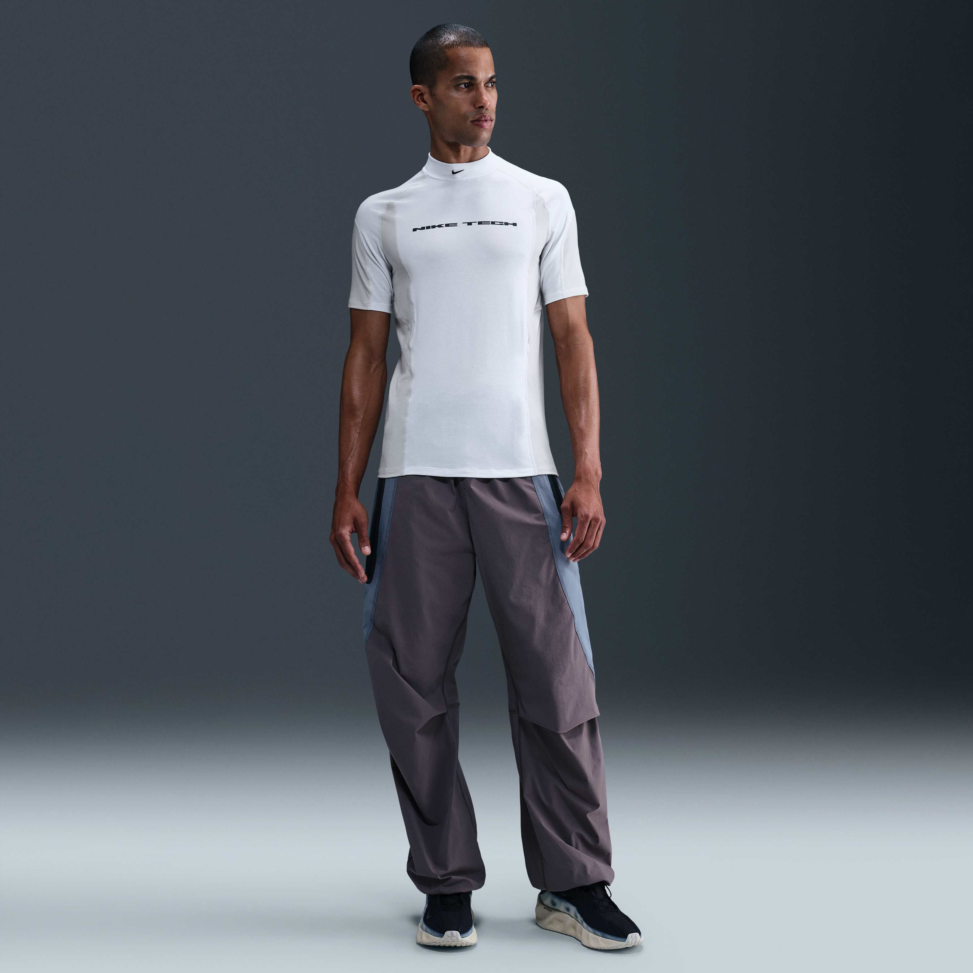 Nike Tech image number 3