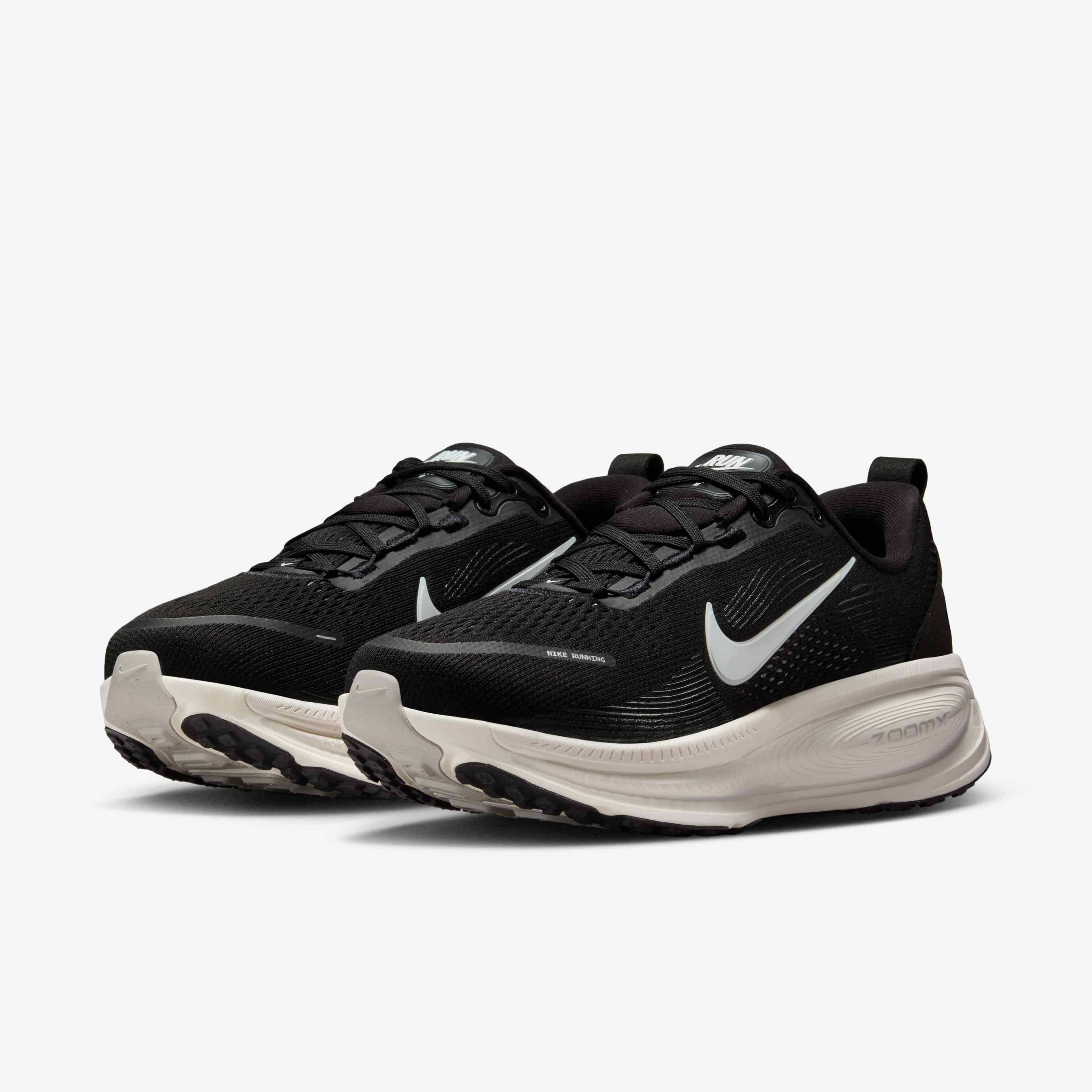 Nike Vomero 18 image number 4