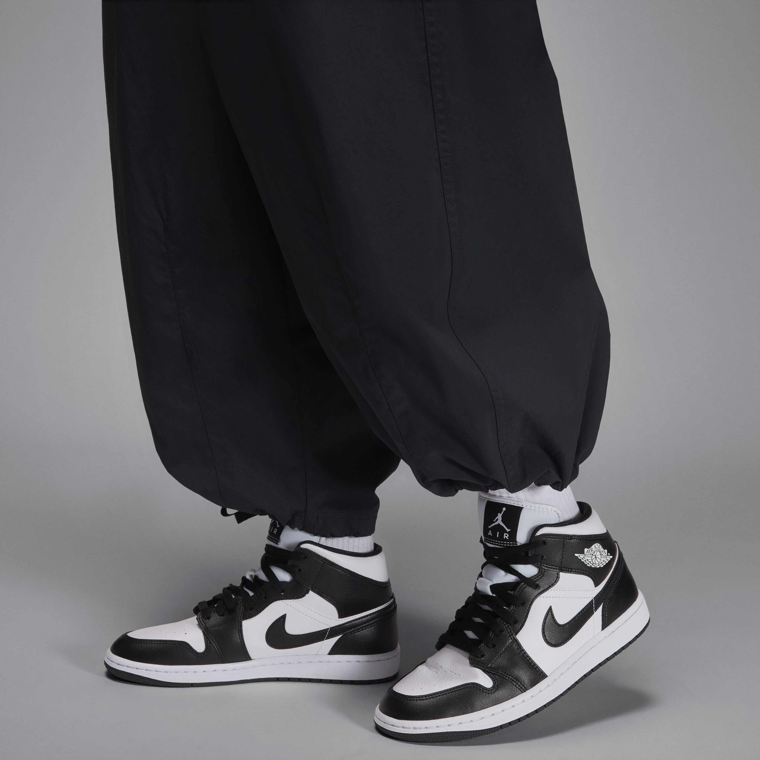 パンツ Nike Jordan Flight Chicago Trousers Jordan Flight Fleece Chicago Men's Trousers. Nike CA
