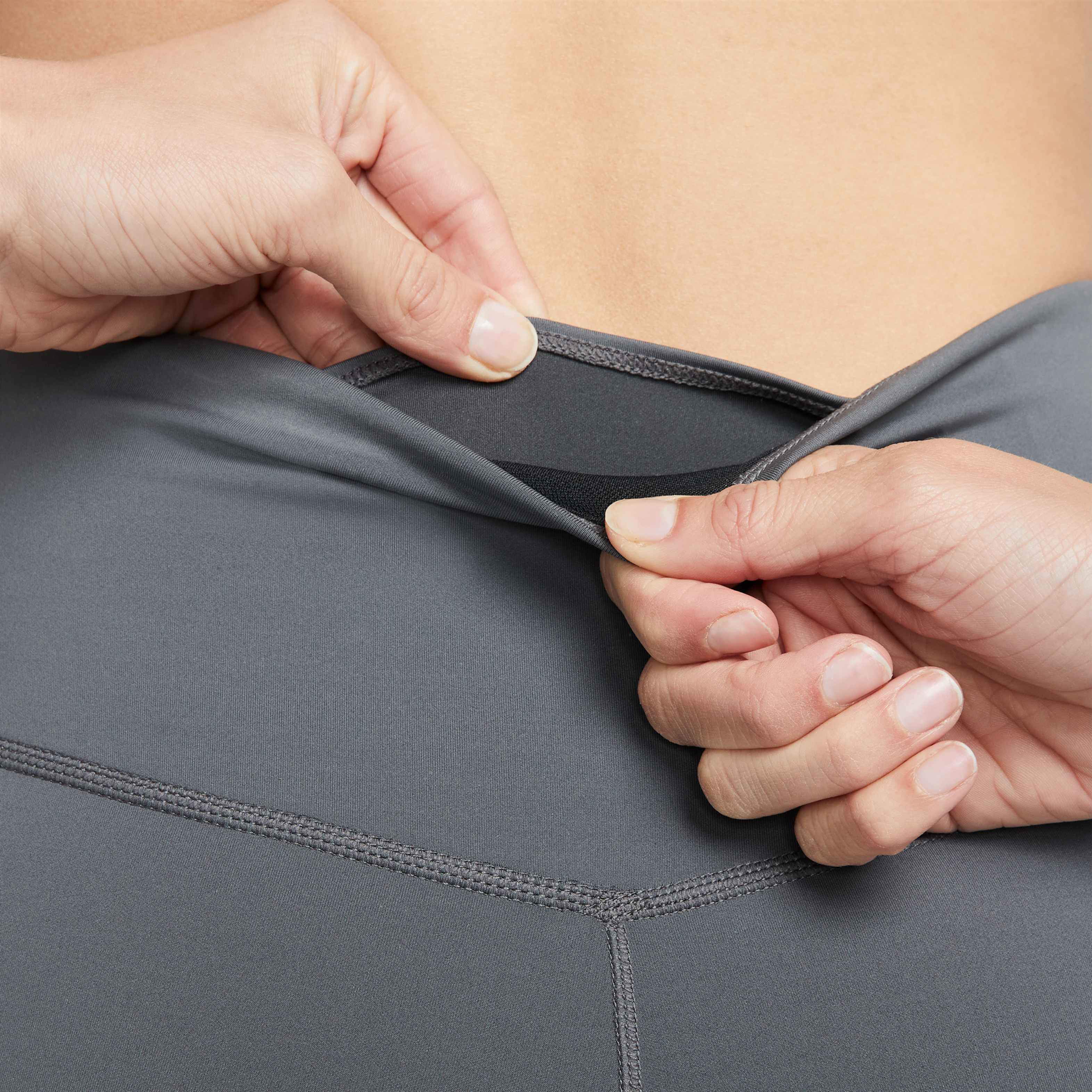 Nike One Leak Protection: Period image number 5