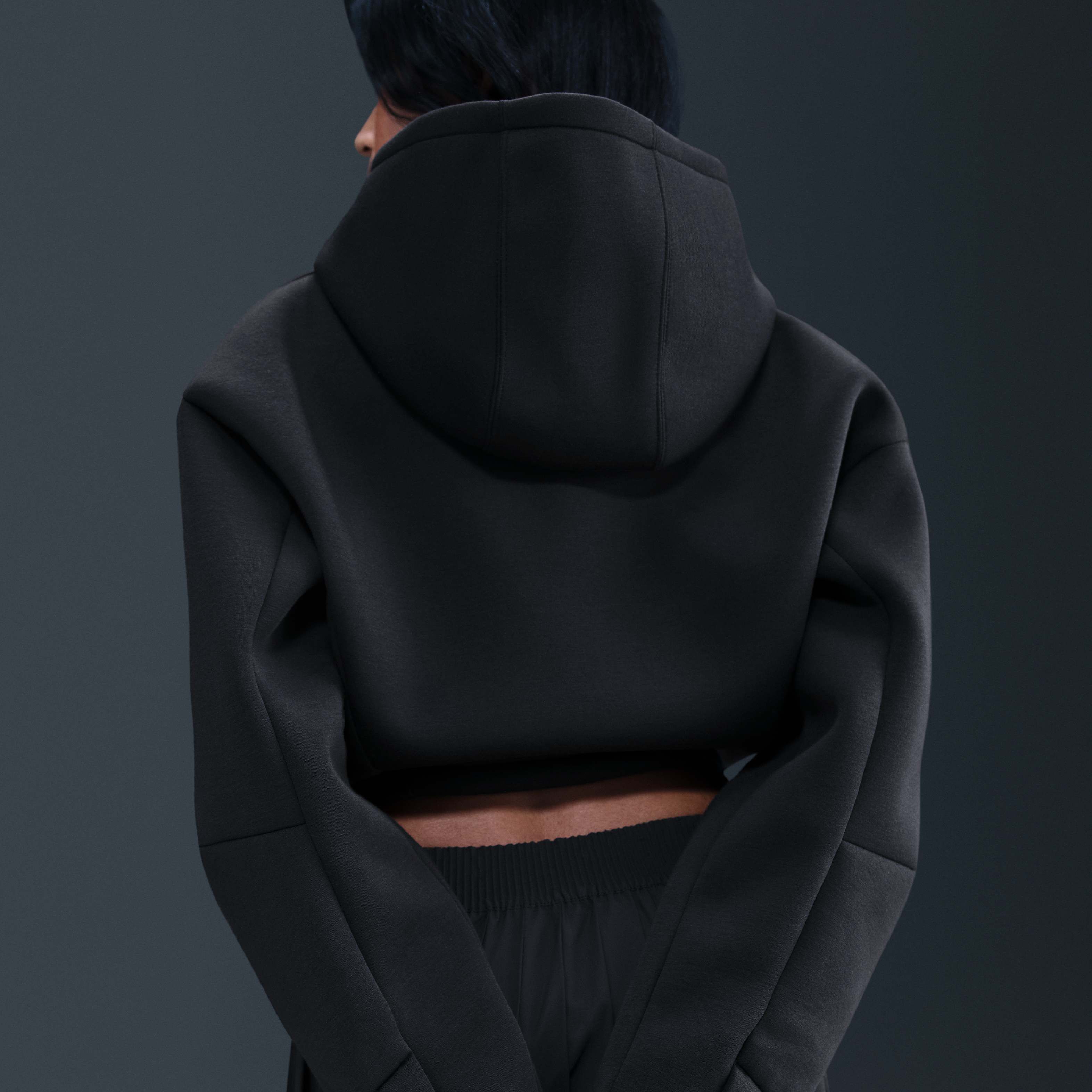 نايكي سبورتسوير image number 1