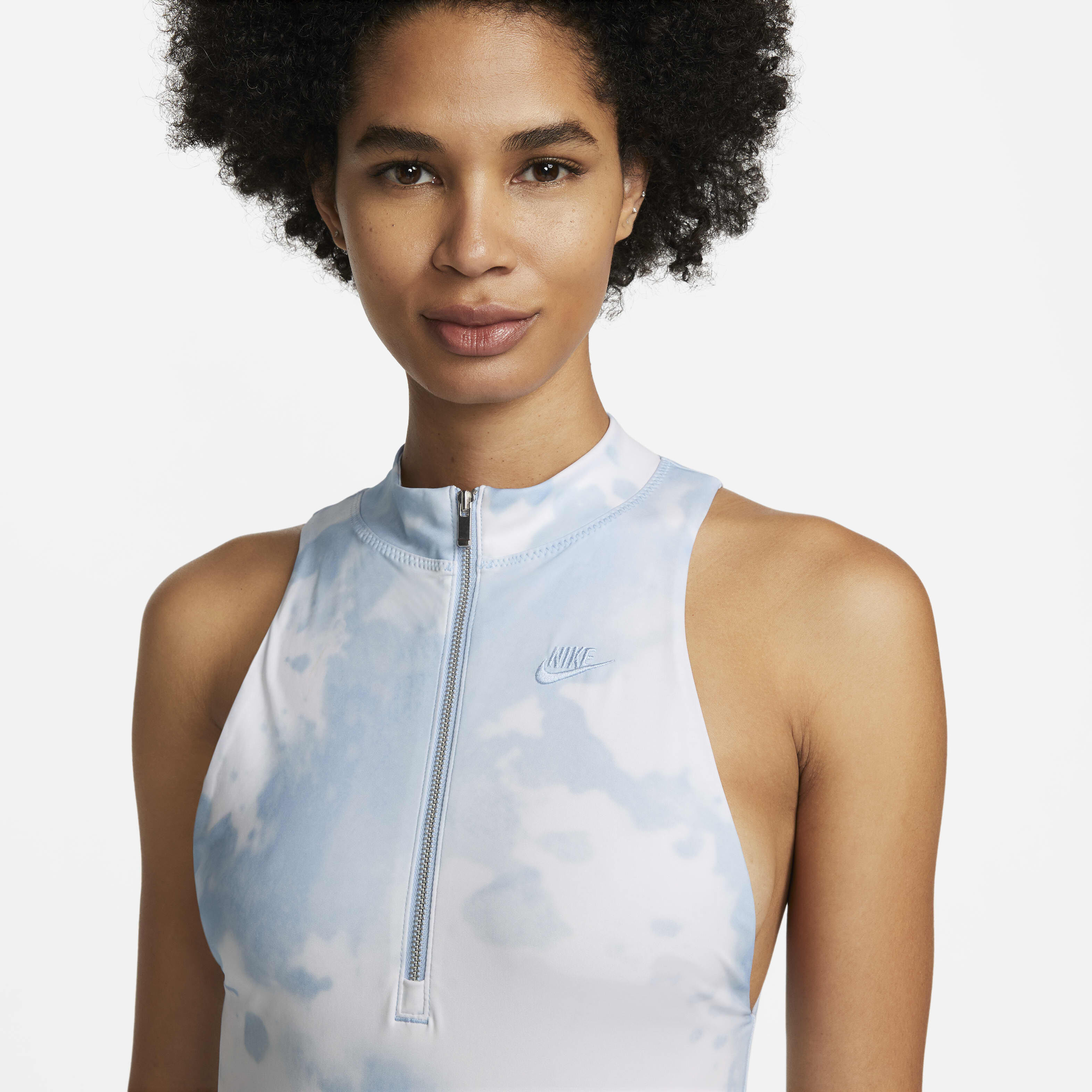 نايكي سبورتسوير تك باك image number 4