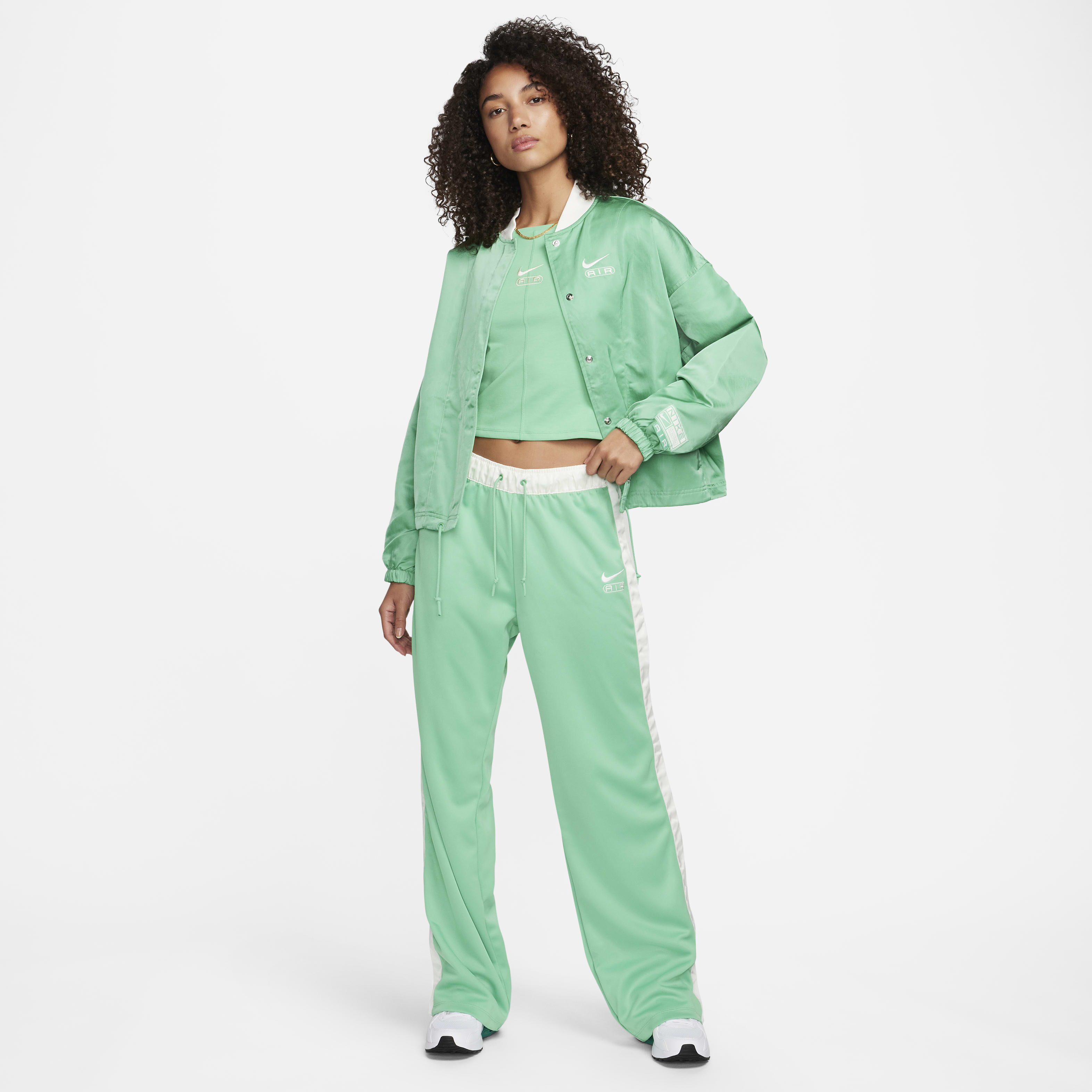 اير image number 5