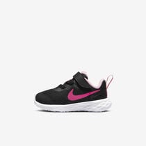 Nike Revolution 6