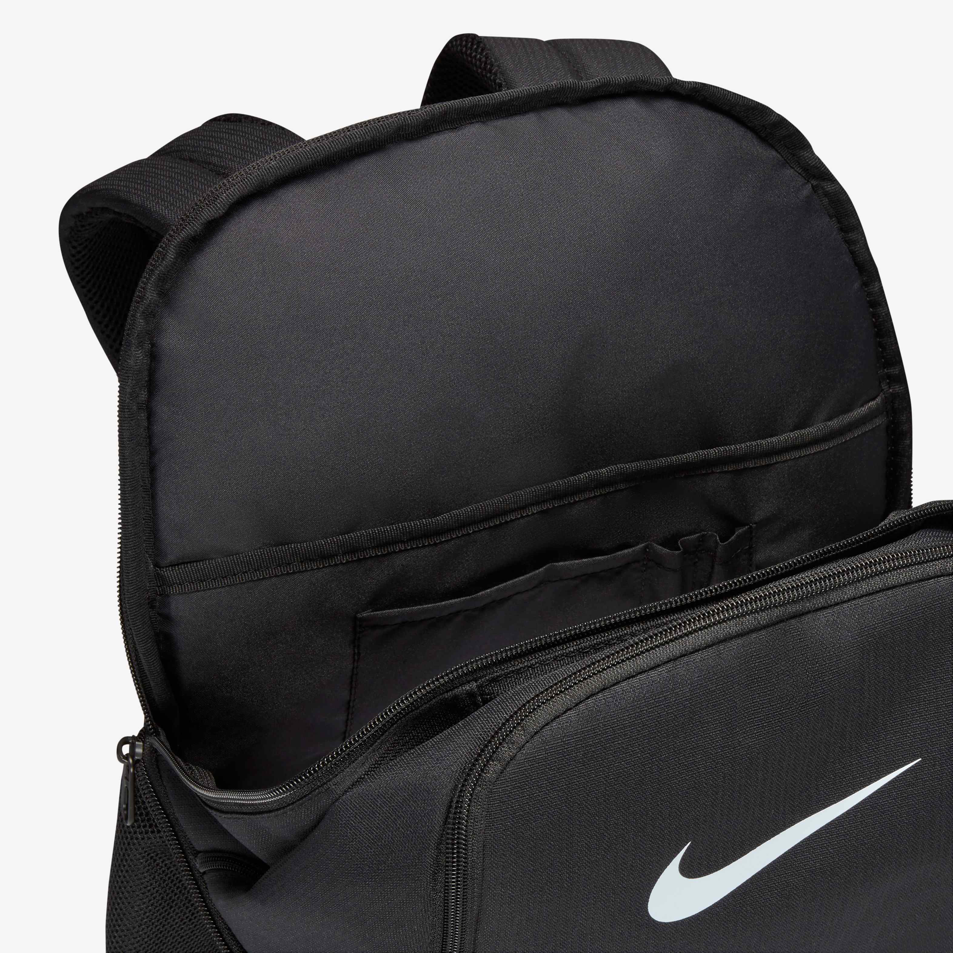 nike brasilia 9.0 medium backpack