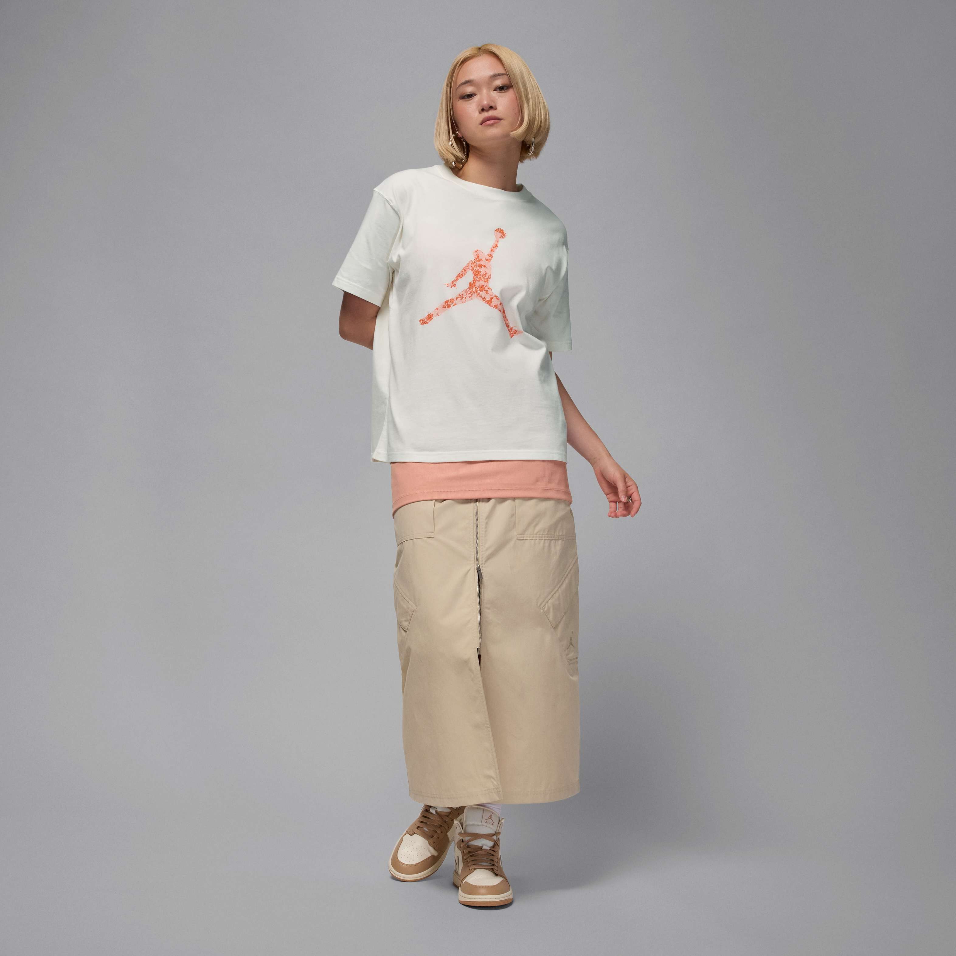 Jordan Brooklyn image number 5