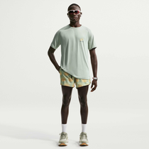 نايكي سترايد