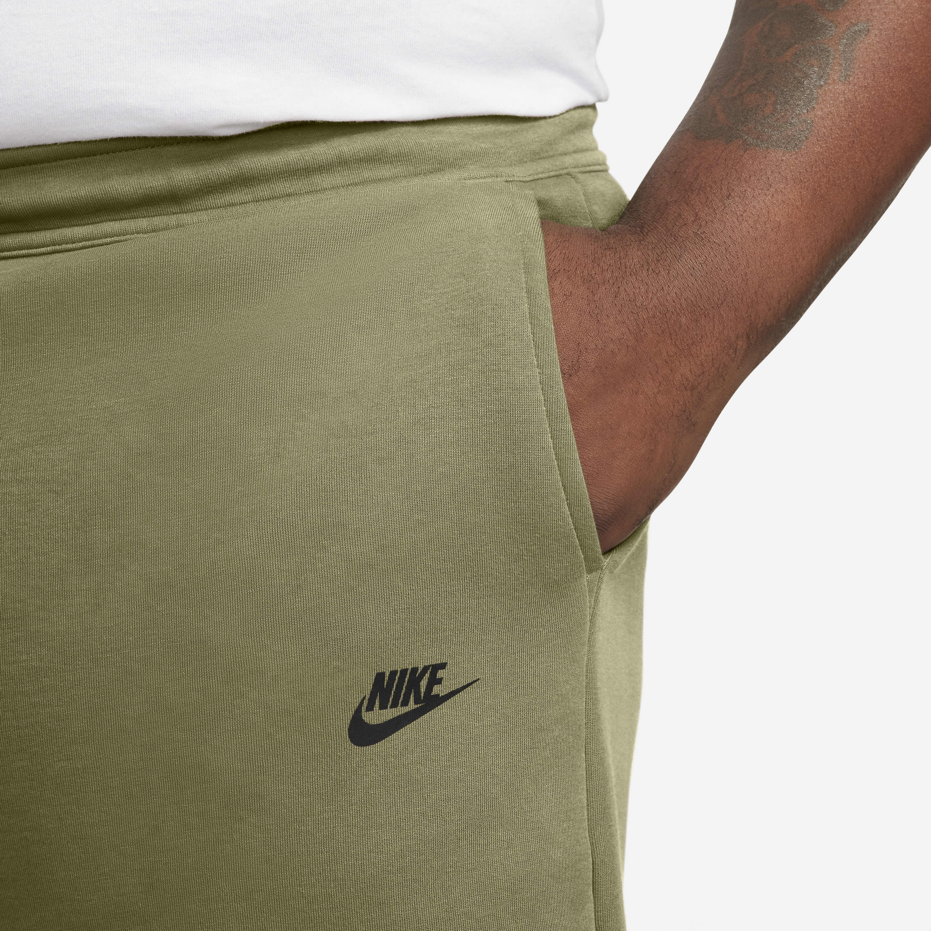 Nike Sportswear Tech Fleece image number 14
