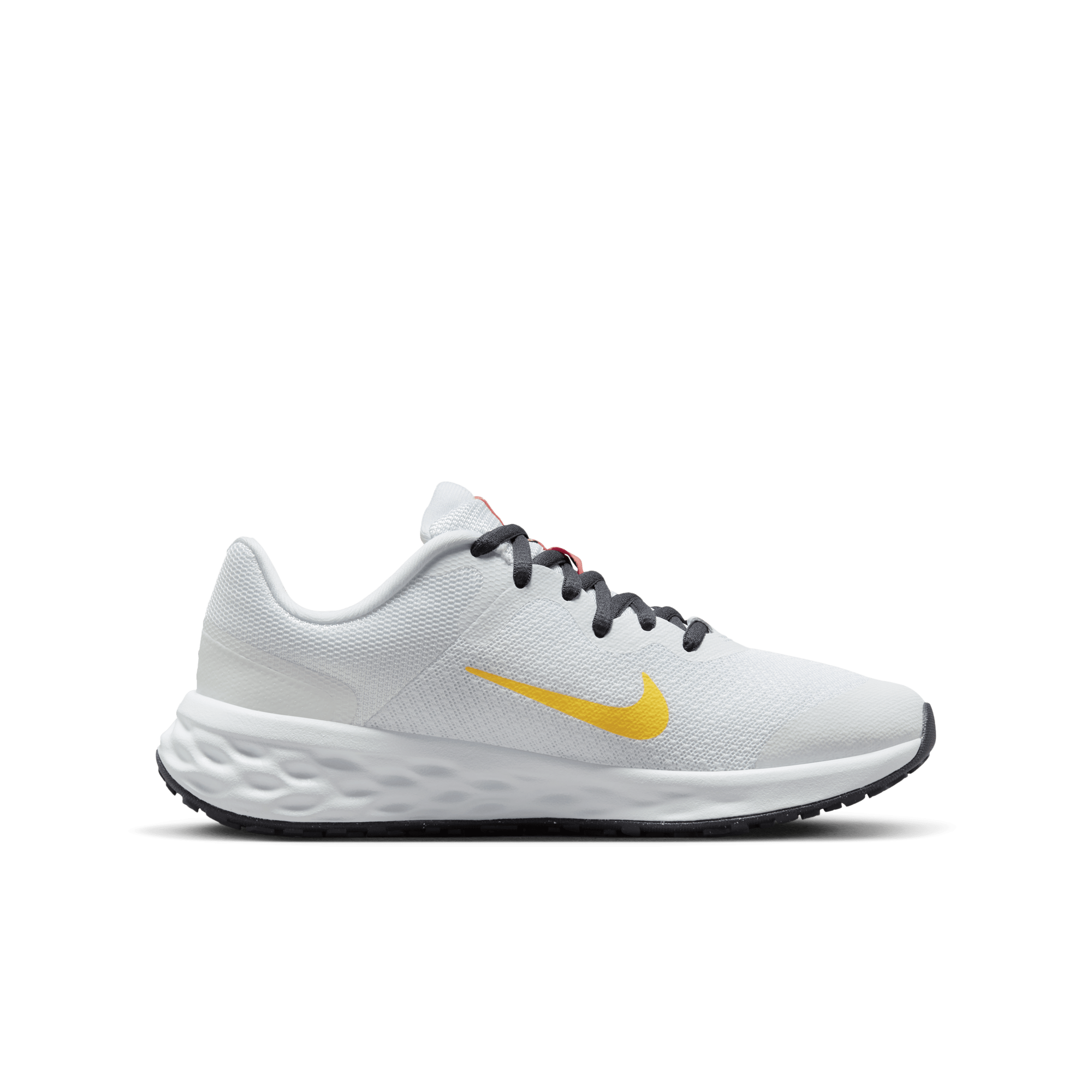 Nike Revolution 6