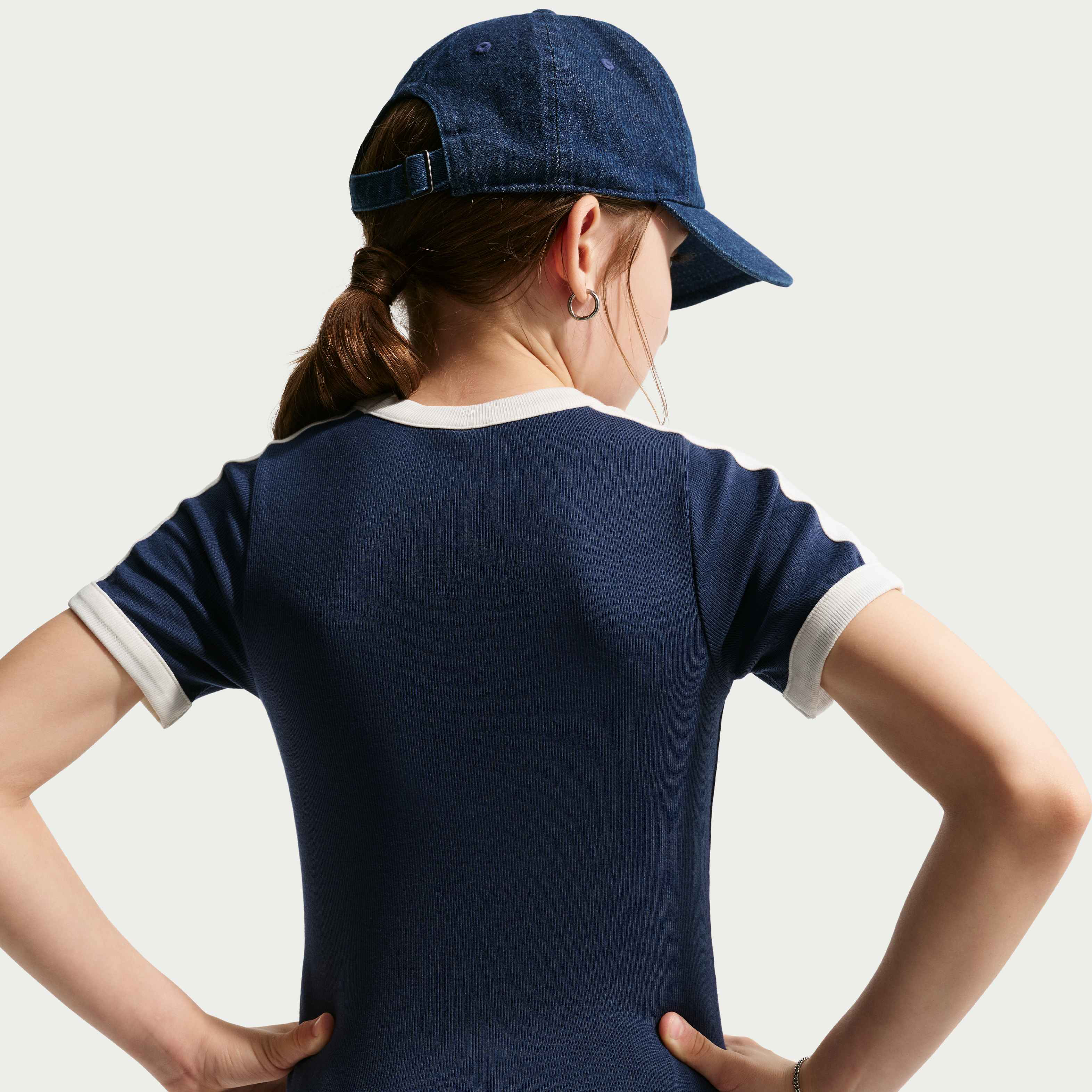 Nike Sportswear image number 1
