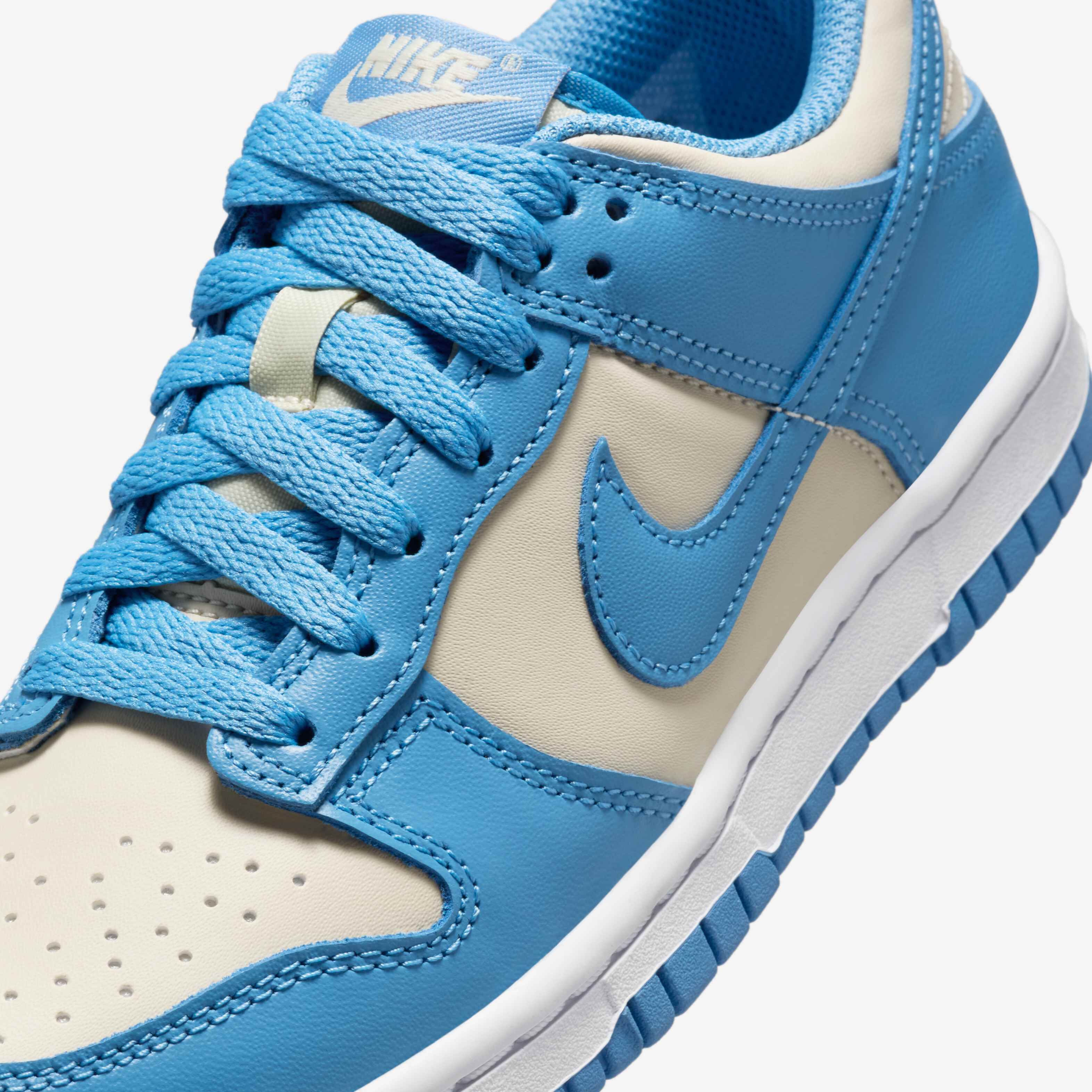 Nike Dunk Low image number 6